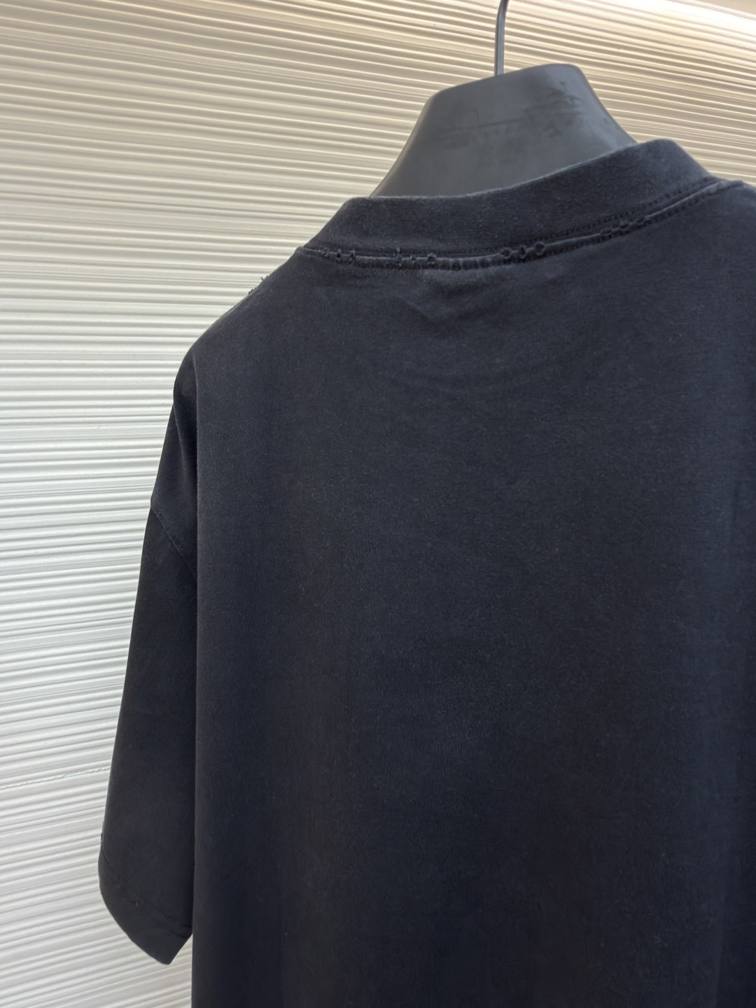 발렌시아가(BALENCIAGA) 멜팅 프린트 티셔츠 상의 의류