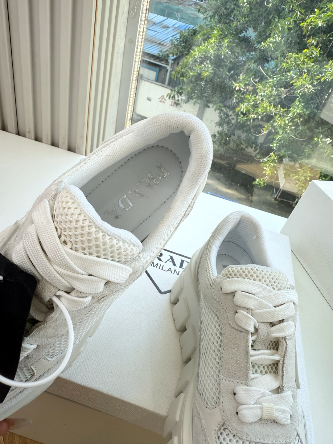 프라다(PRADA) 스웨이드 메쉬 독일군 스니커즈 신발