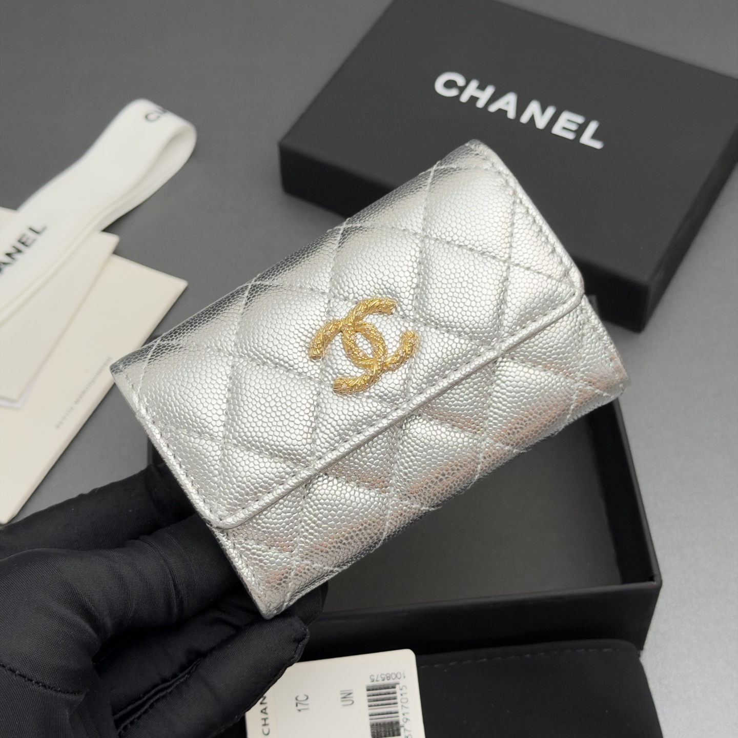 [Chanel] 샤넬 26SS 캐비어 멀티 젬스톤 카드 홀더 지갑