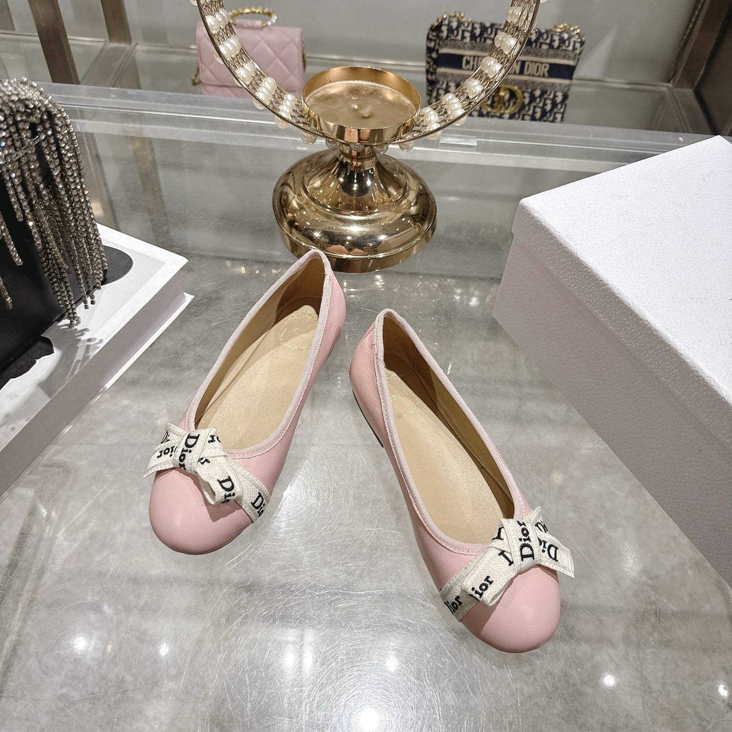 디올(DIOR) 리본 스트랩 메리제인 플랫슈즈 신발