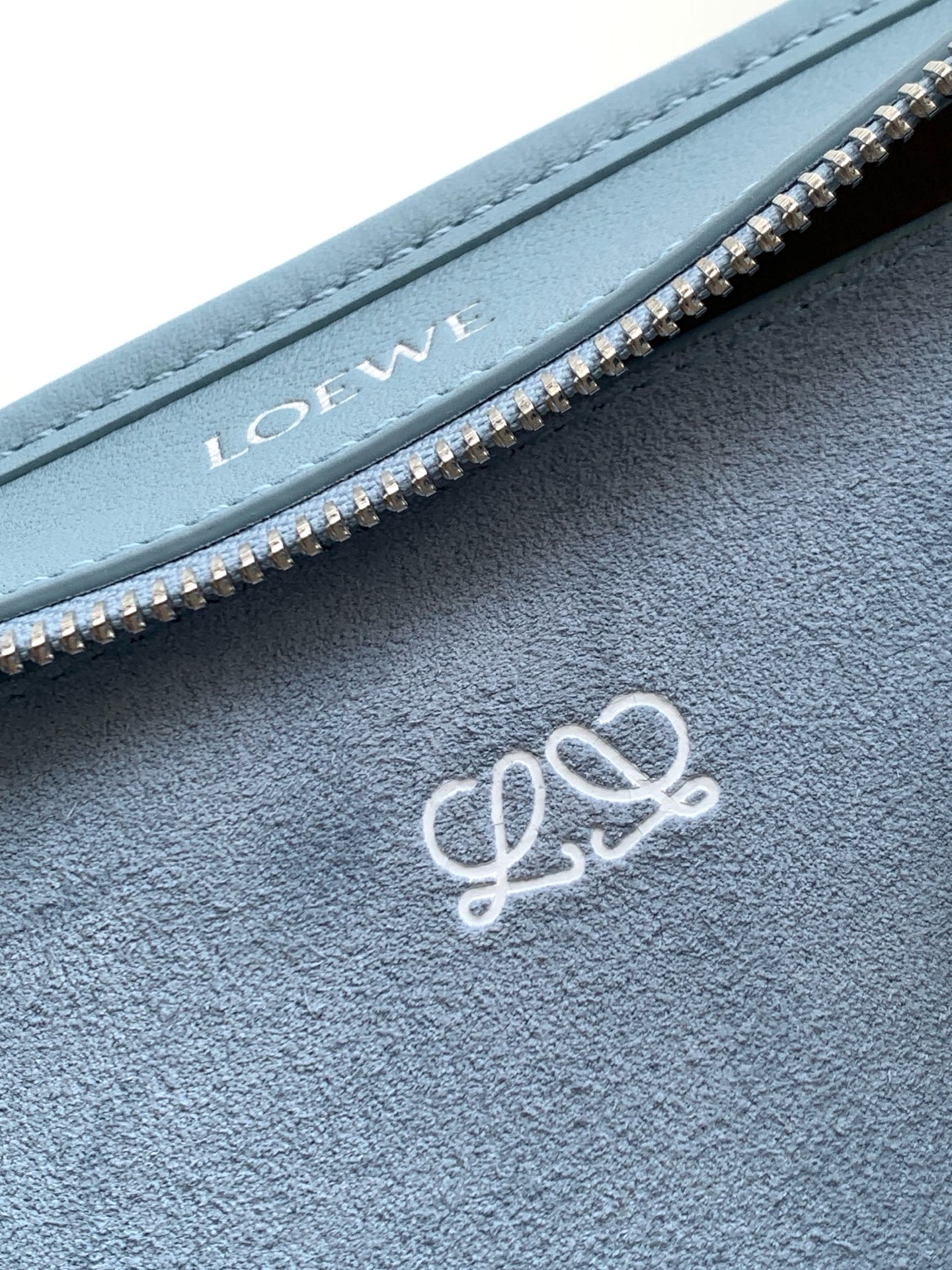 Loewe 로에베 아마조나(Amazona) 180 스몰 핸드백 (아이스 블루) 가방