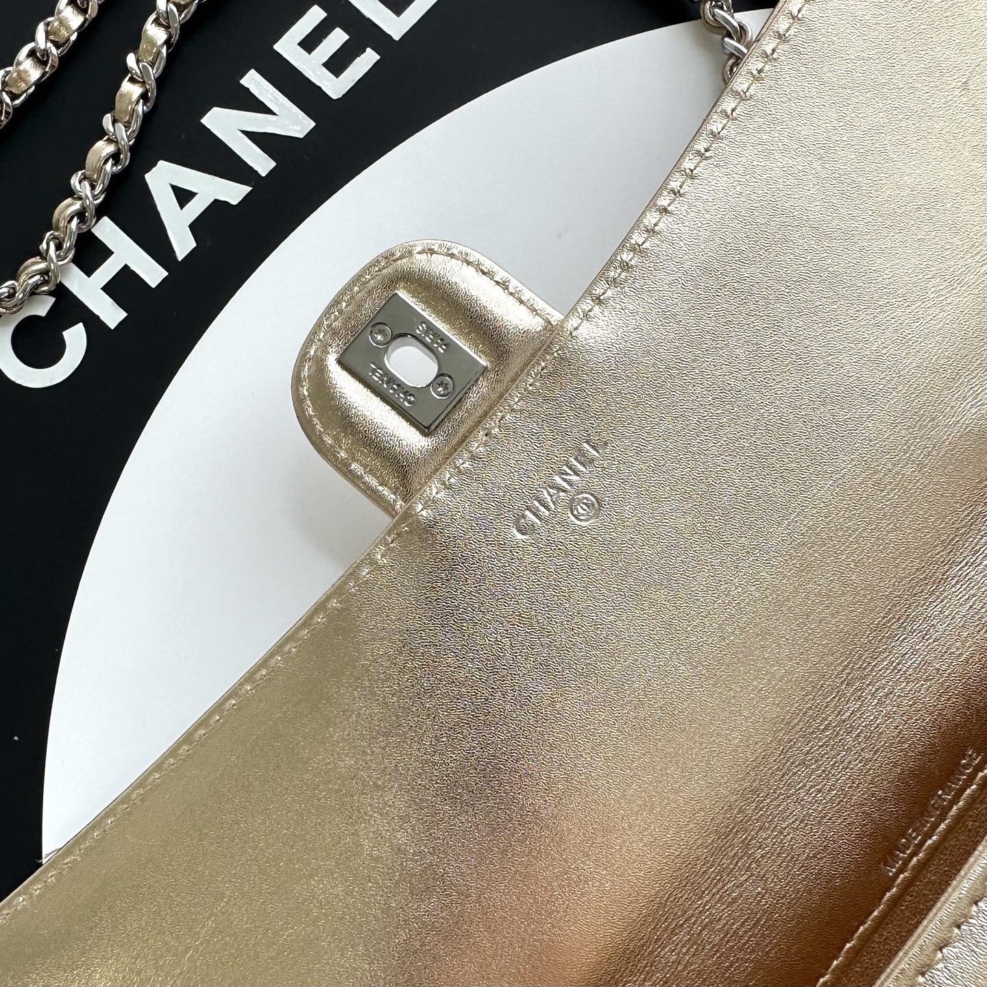 CHANEL 샤넬 26A 시리즈 탑핸들 체인 플랩 백 가방