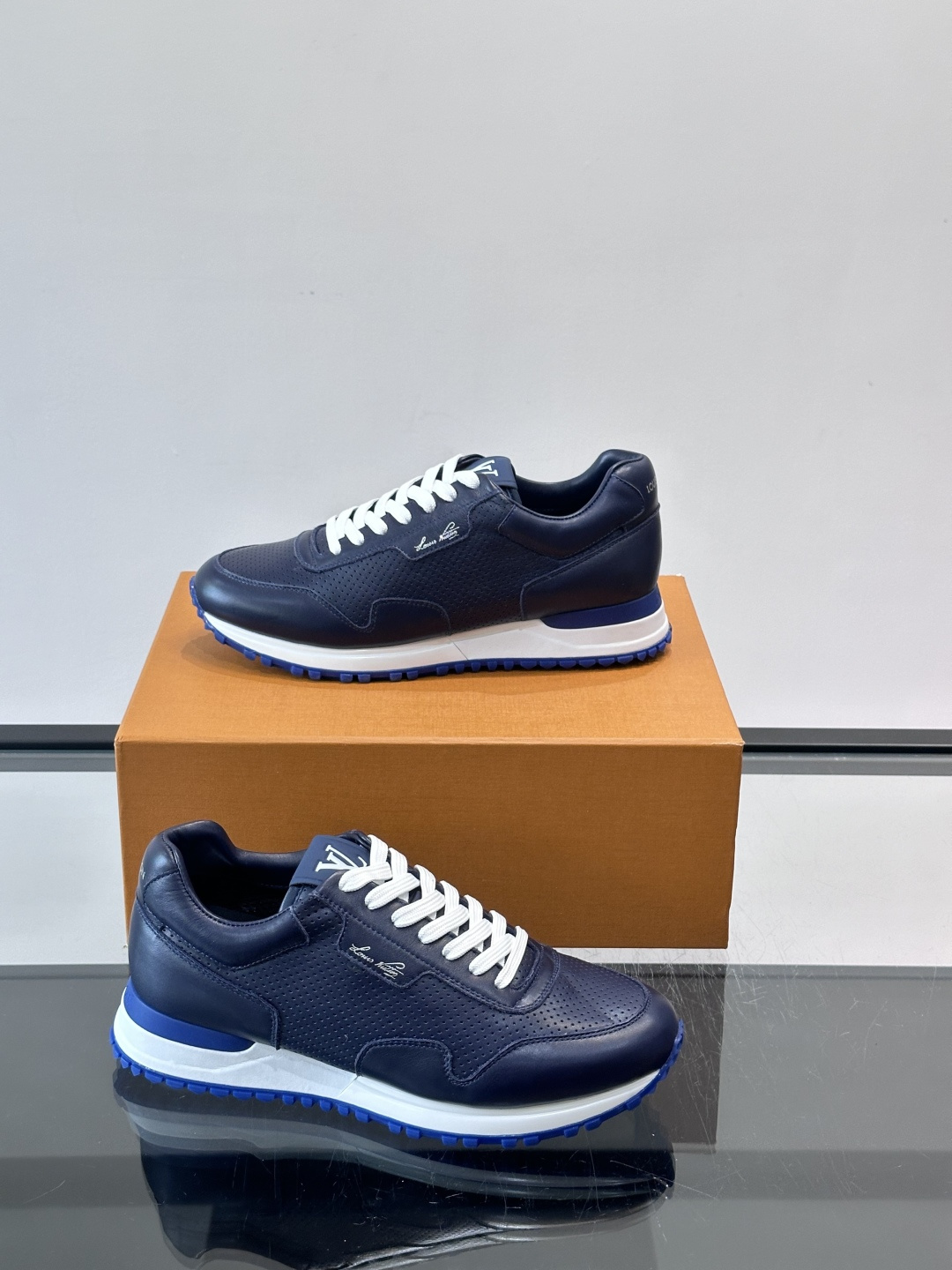 [Louis Vuitton] LV Run Away 루이비통 런 어웨이 맨즈 스니커즈 신발