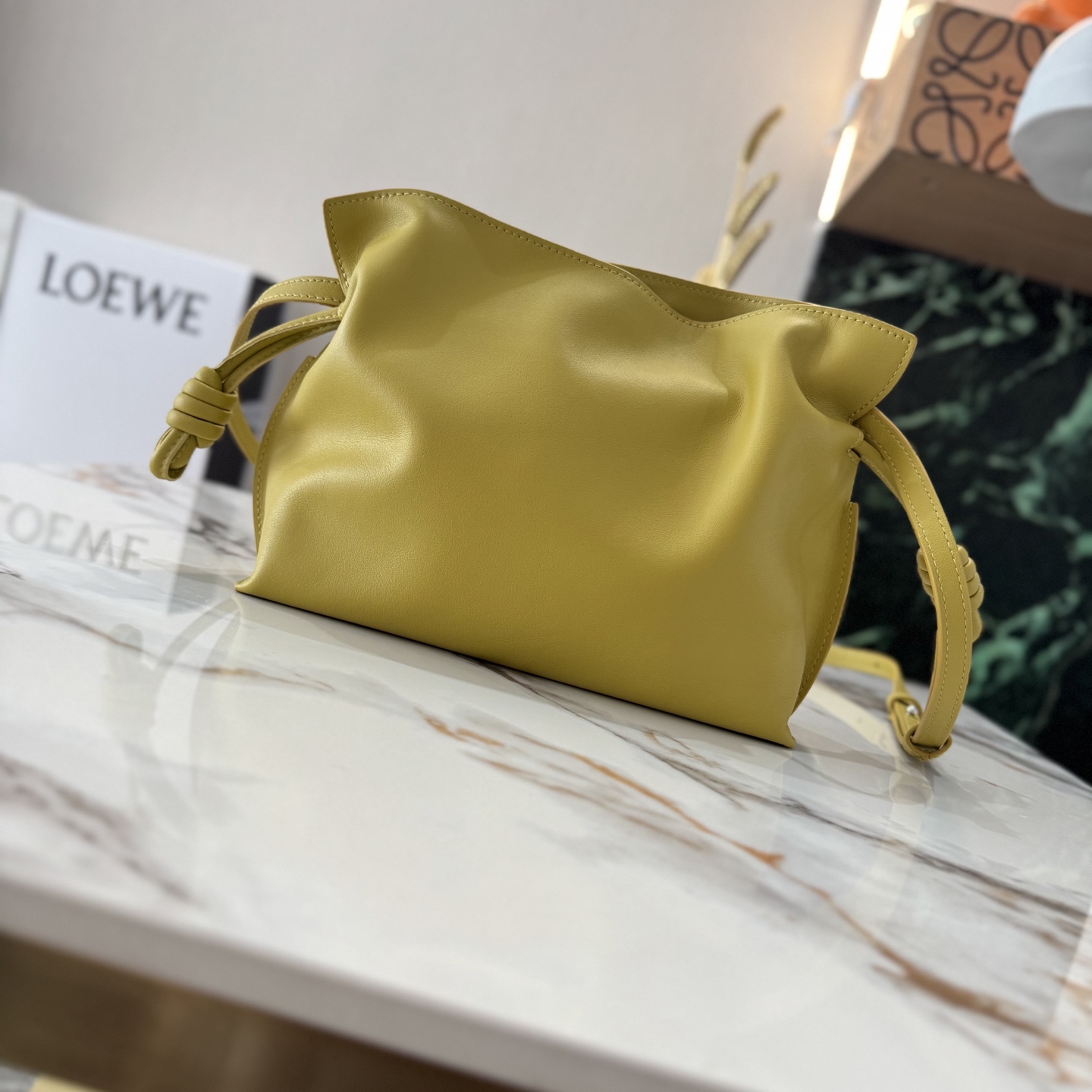 LOEWE 로에베 Flamenco 플라멩코 퍼스 나파 카프스킨 파우치 숄더백 가방