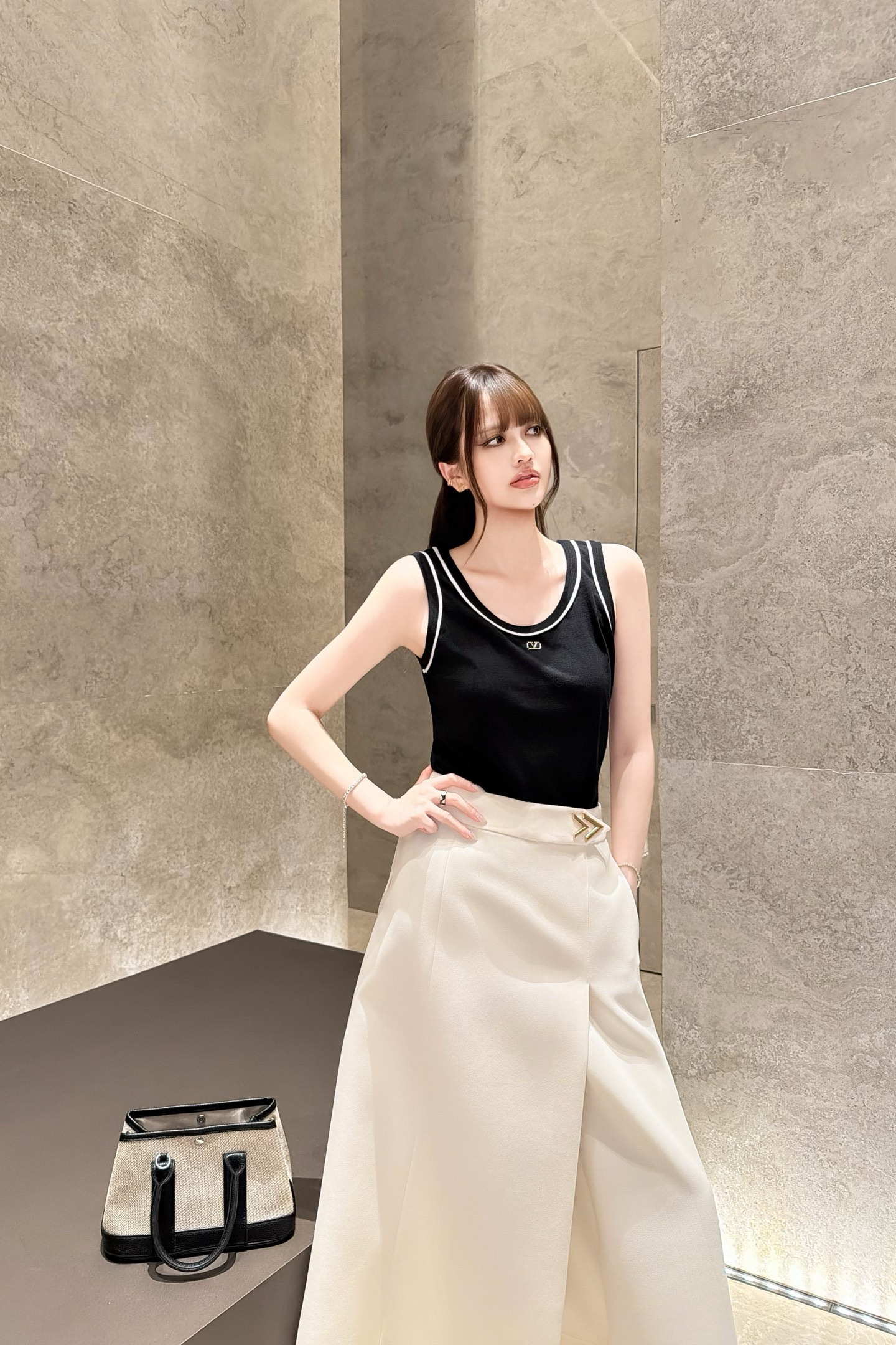 Valentino 발렌티노 하이엔드 수입 원단 롱 스커트 치마 의류