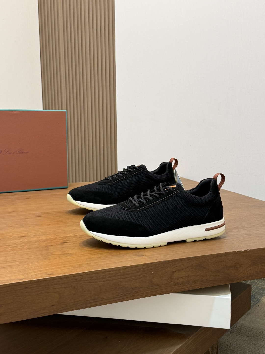 [Loro Piana] LP 로로 피아나 워크 앤 워크 / 시티 워크 스니커즈 신발