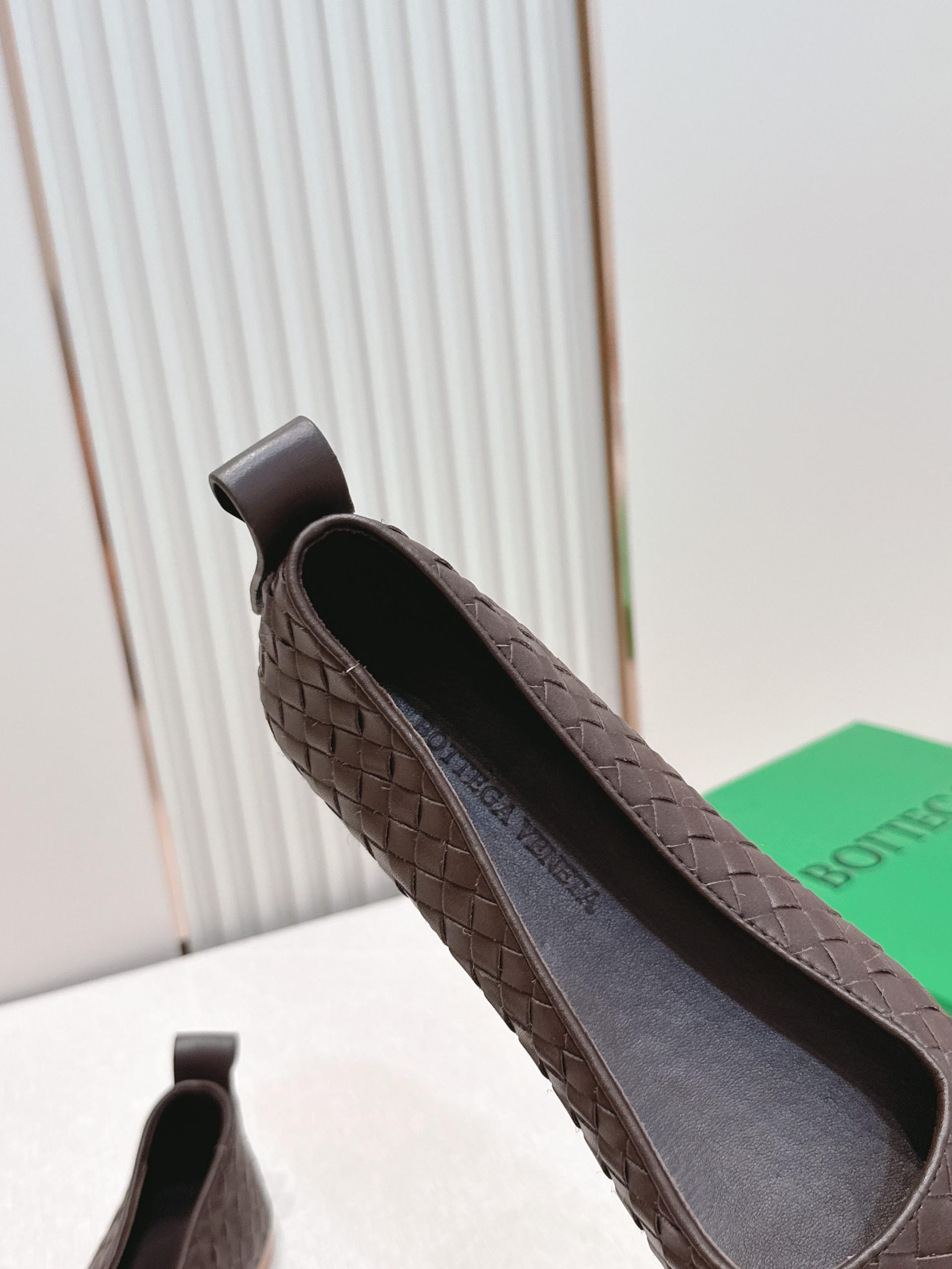 보테가 베네타(BOTTEGA VENETA) 위빙 메리제인 플랫 발레 슈즈 신발