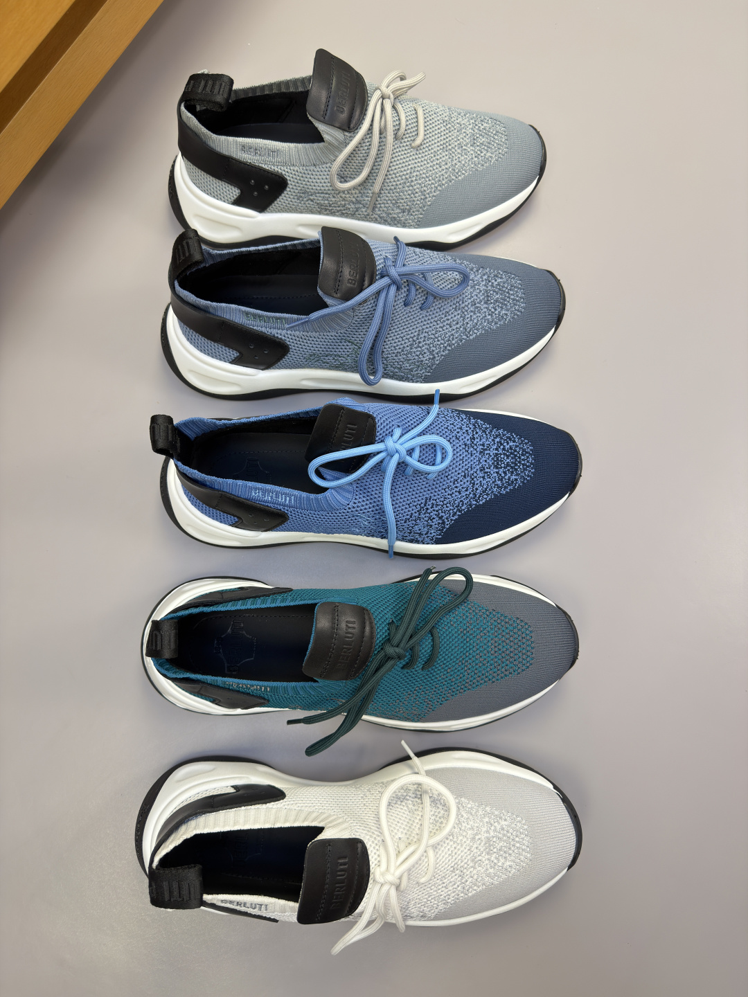 Berluti 벨루티 왁스 카프스킨 & 니트 스니커즈 신발