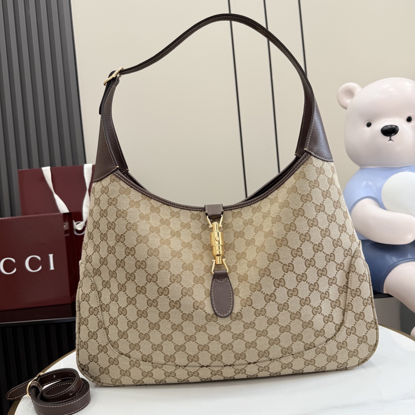 GUCCI 구찌 2026SS 재키 1961(Jackie 1961) 캔버스 숄더백 - 샌드/브라운 가방