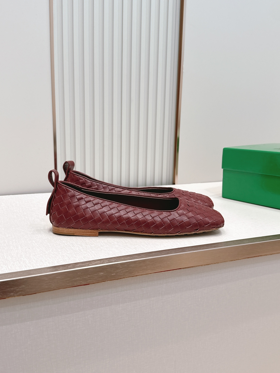 보테가 베네타(BOTTEGA VENETA) 위빙 메리제인 플랫 발레 슈즈 신발