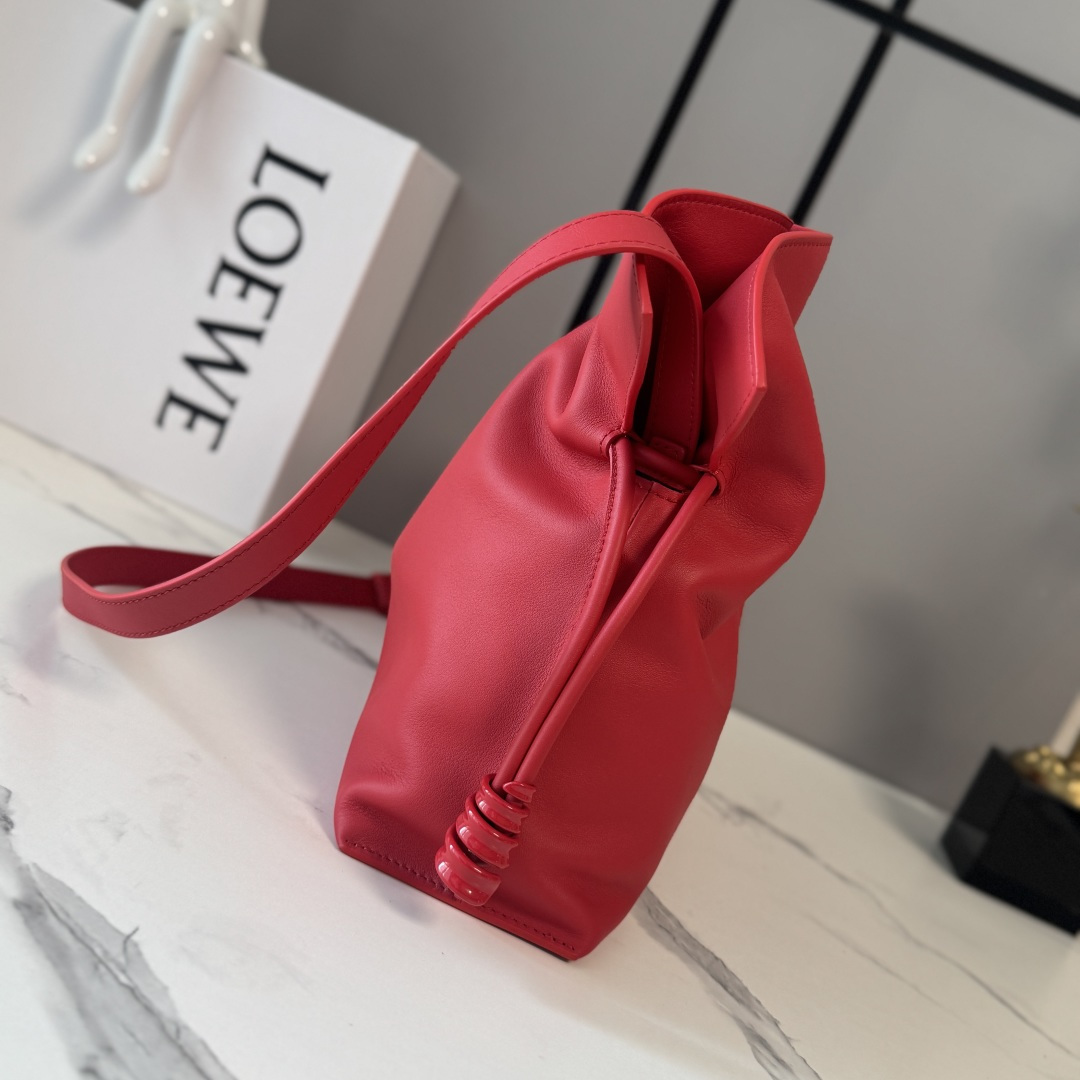Loewe 로에베 플라멩코(Flamenco) 나파 가죽 미디엄 백 가방 복제