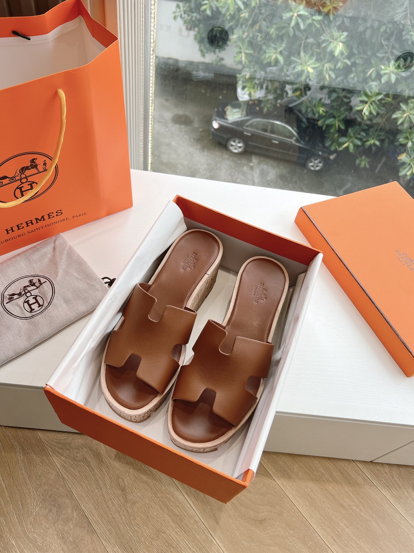에르메스(HERMES) 웨지힐 슬리퍼 신발