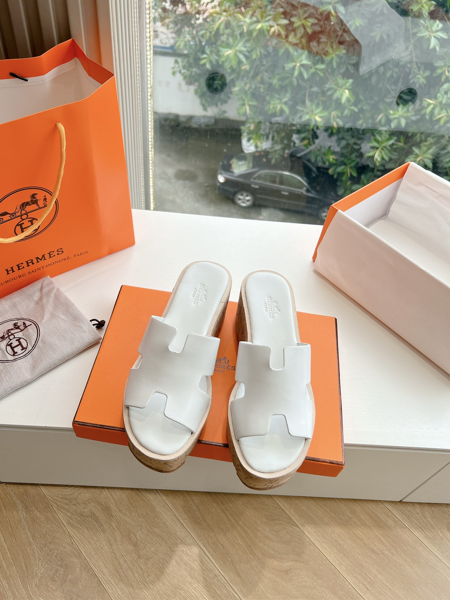 에르메스(HERMES) 웨지힐 슬리퍼 신발