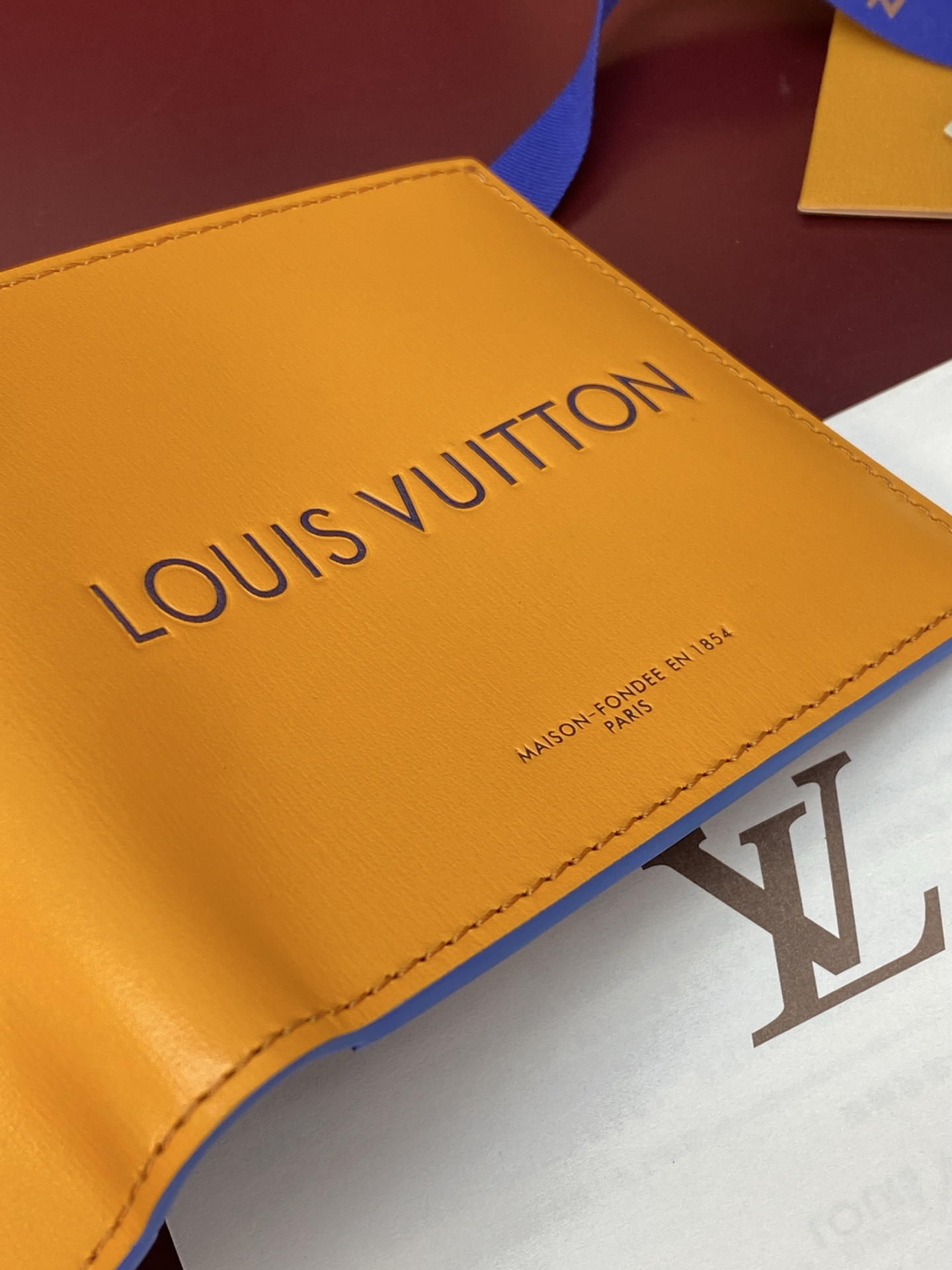[Louis Vuitton] LV 루이비통 쇼퍼백 모티브 Slender 슬렌더 월렛 지갑 / M2A448