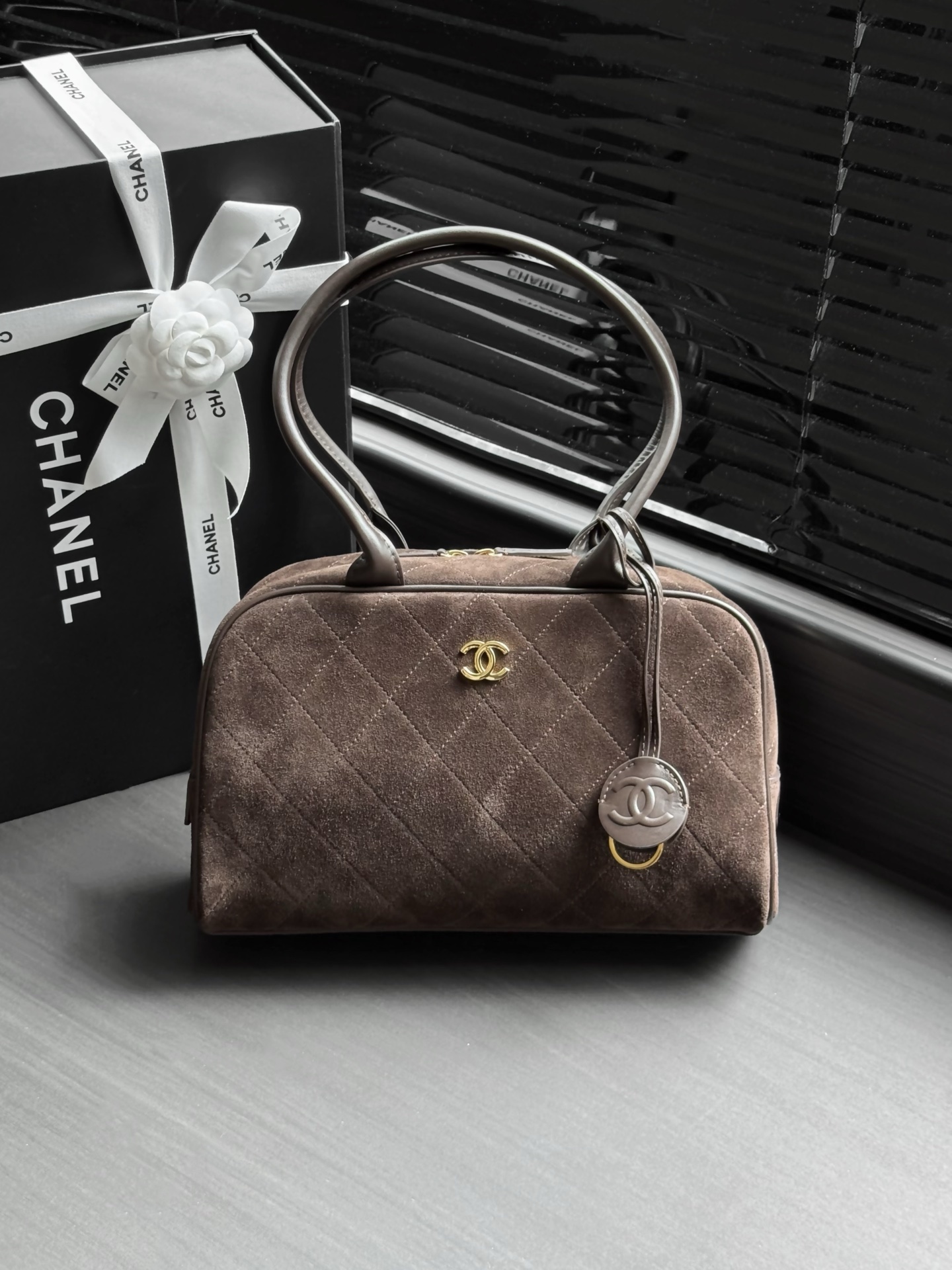 Chanel 26B 샤넬 스몰 보울링백 가방