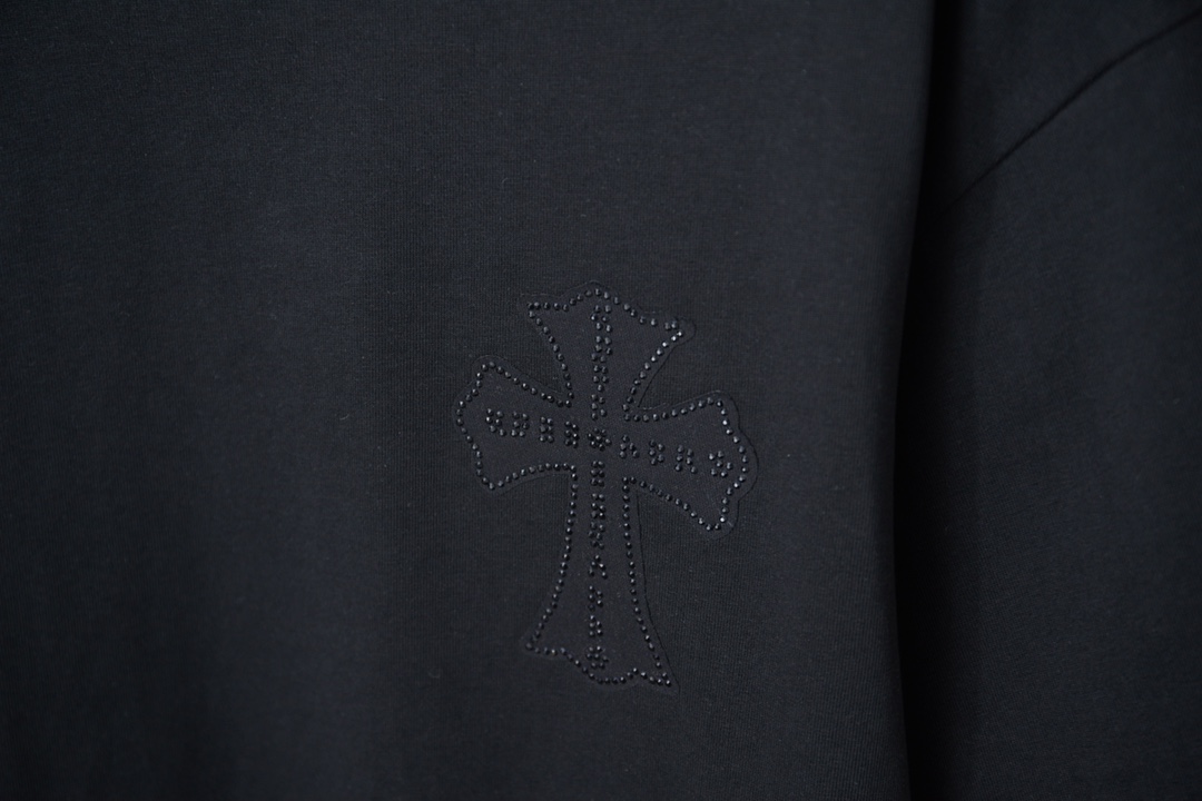 크롬하츠(CHROME HEARTS) 크로스 패치 반팔 티셔츠 상의 의류