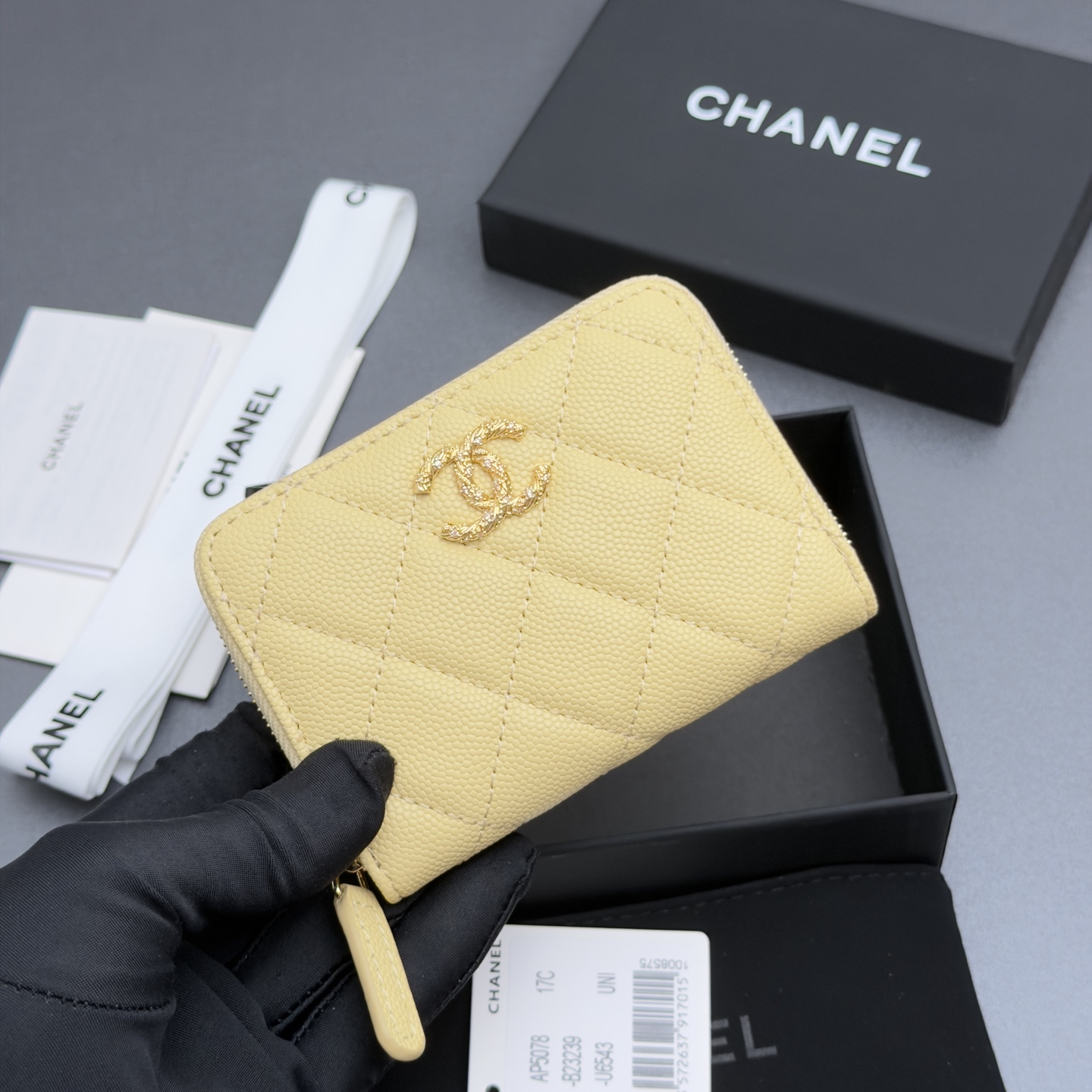 [Chanel] 샤넬 26SS 캐비어 멀티 젬스톤 미니 지퍼 코인 퍼스 지갑