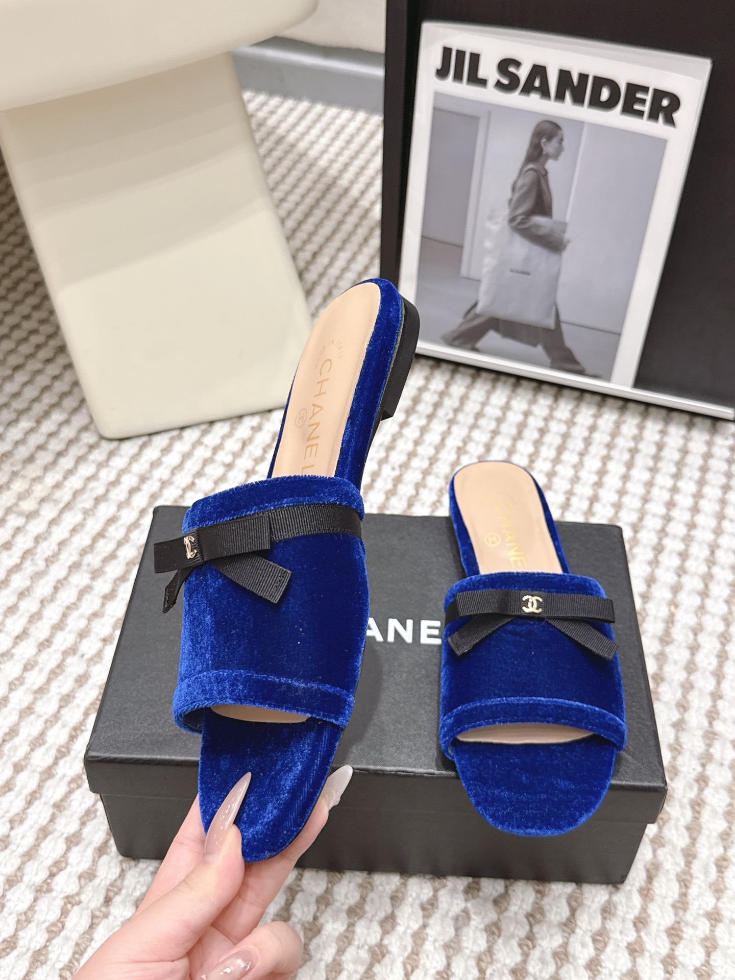 샤넬(CHANEL) 리본 장식 오픈토 슬리퍼 신발