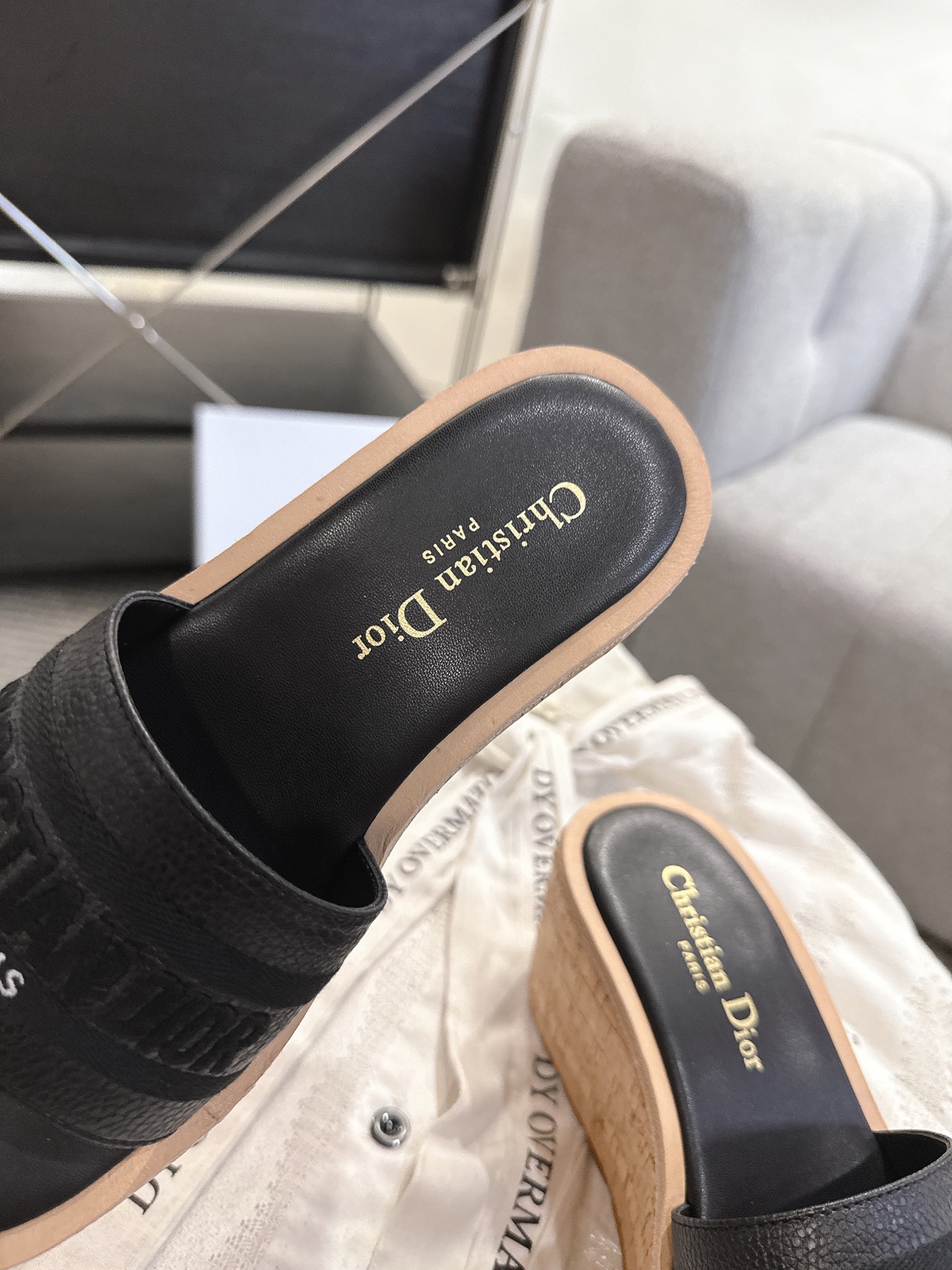 디올(DIOR) 로고 자수 플랫폼 웨지 슬리퍼 신발