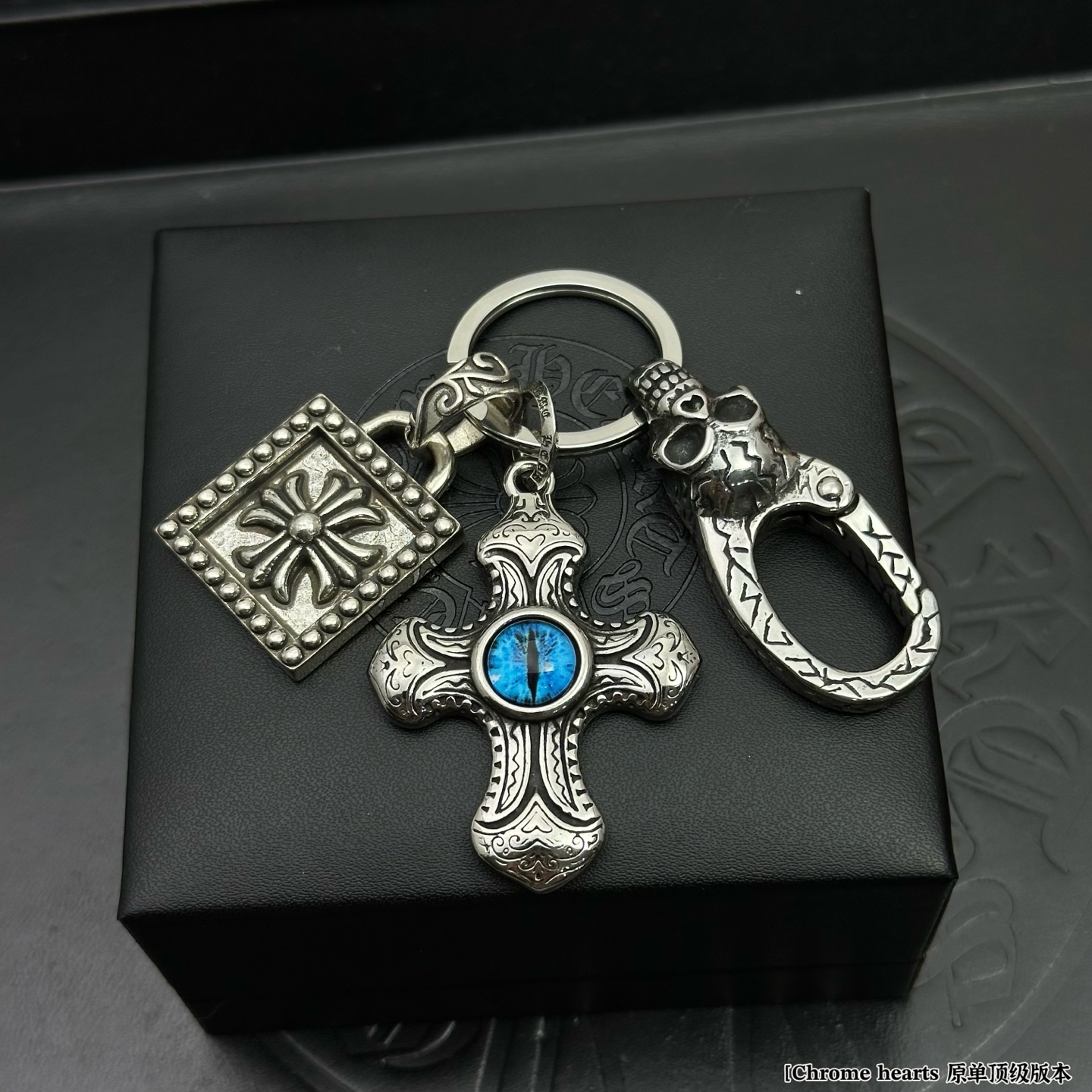 크롬하츠(CHROME HEARTS) 실버 키링 백참 악세사리