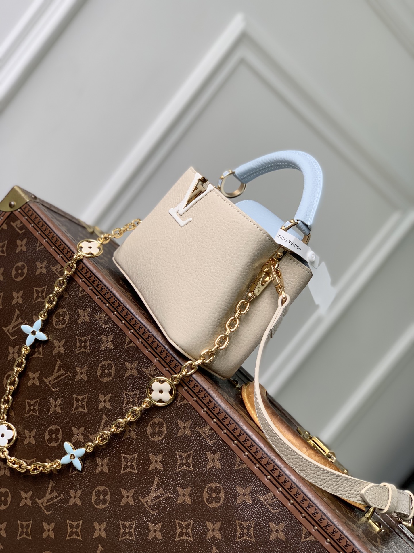 LOUIS VUITTON LV M2A443 루이비통 카푸신 미니 핸드백 (Capucines Mini) 가방
