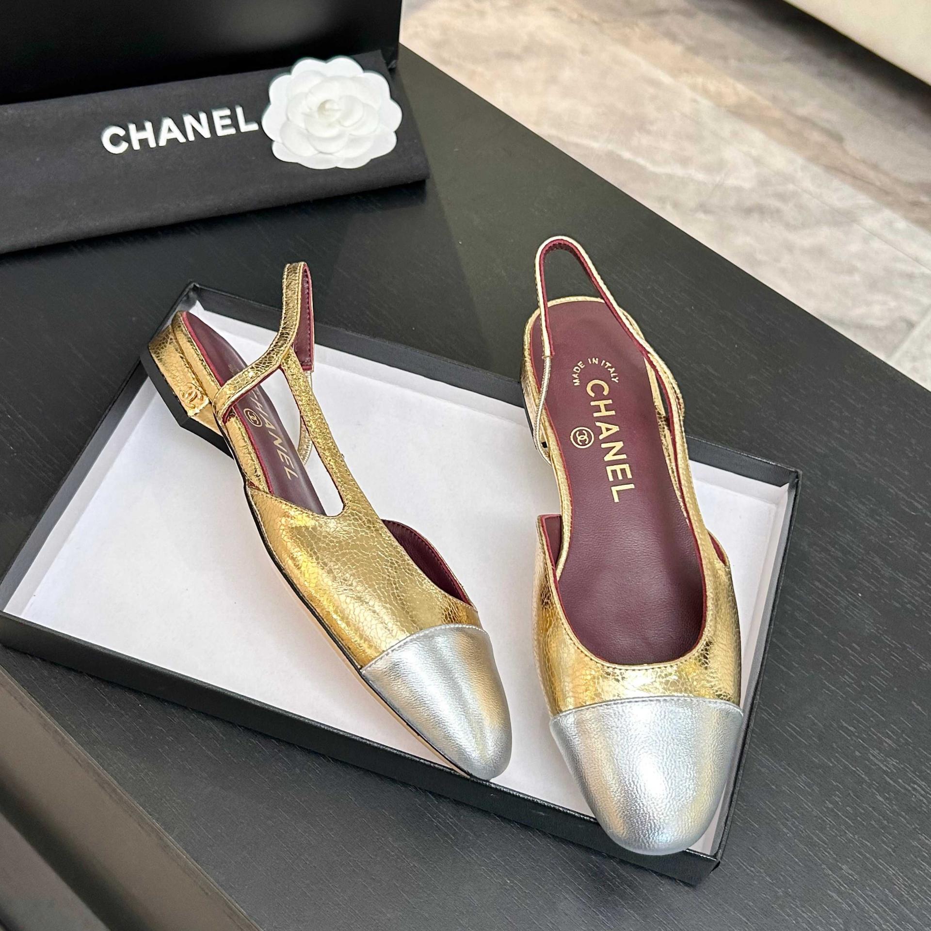 샤넬(CHANEL) 투톤 슬링백 로우힐 신발