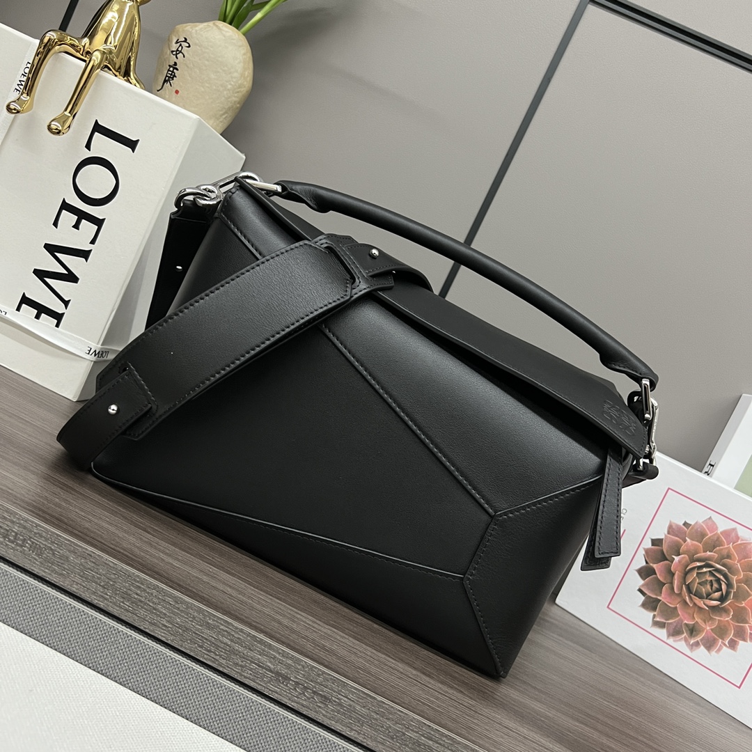Loewe 로에베 퍼즐 미디엄 소프트 레더 백 가방