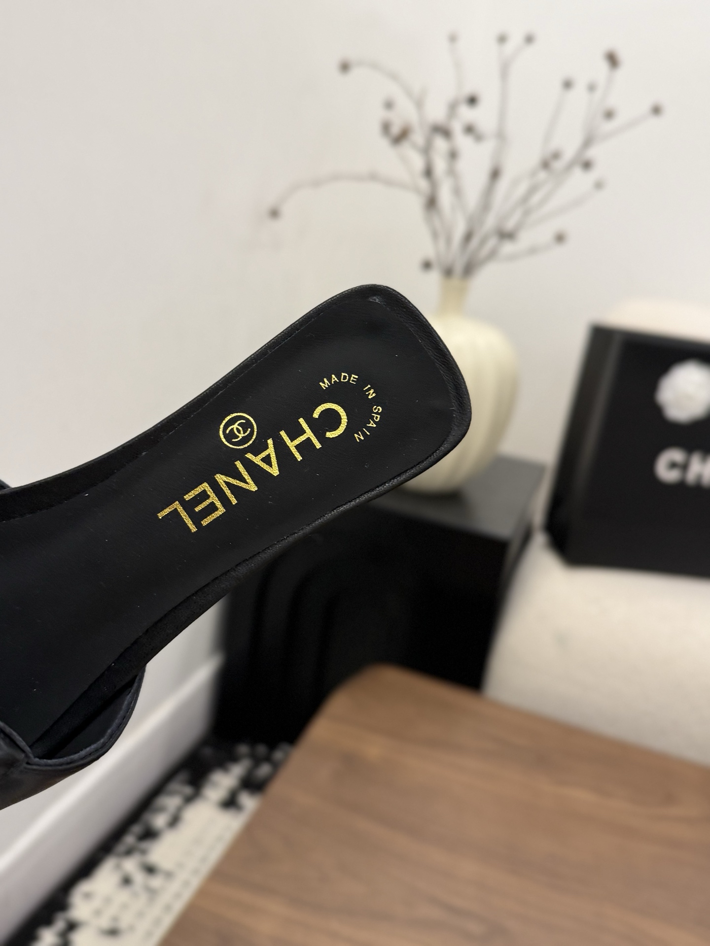 샤넬(CHANEL) 버클 스퀘어토 플랫 슬리퍼 신발