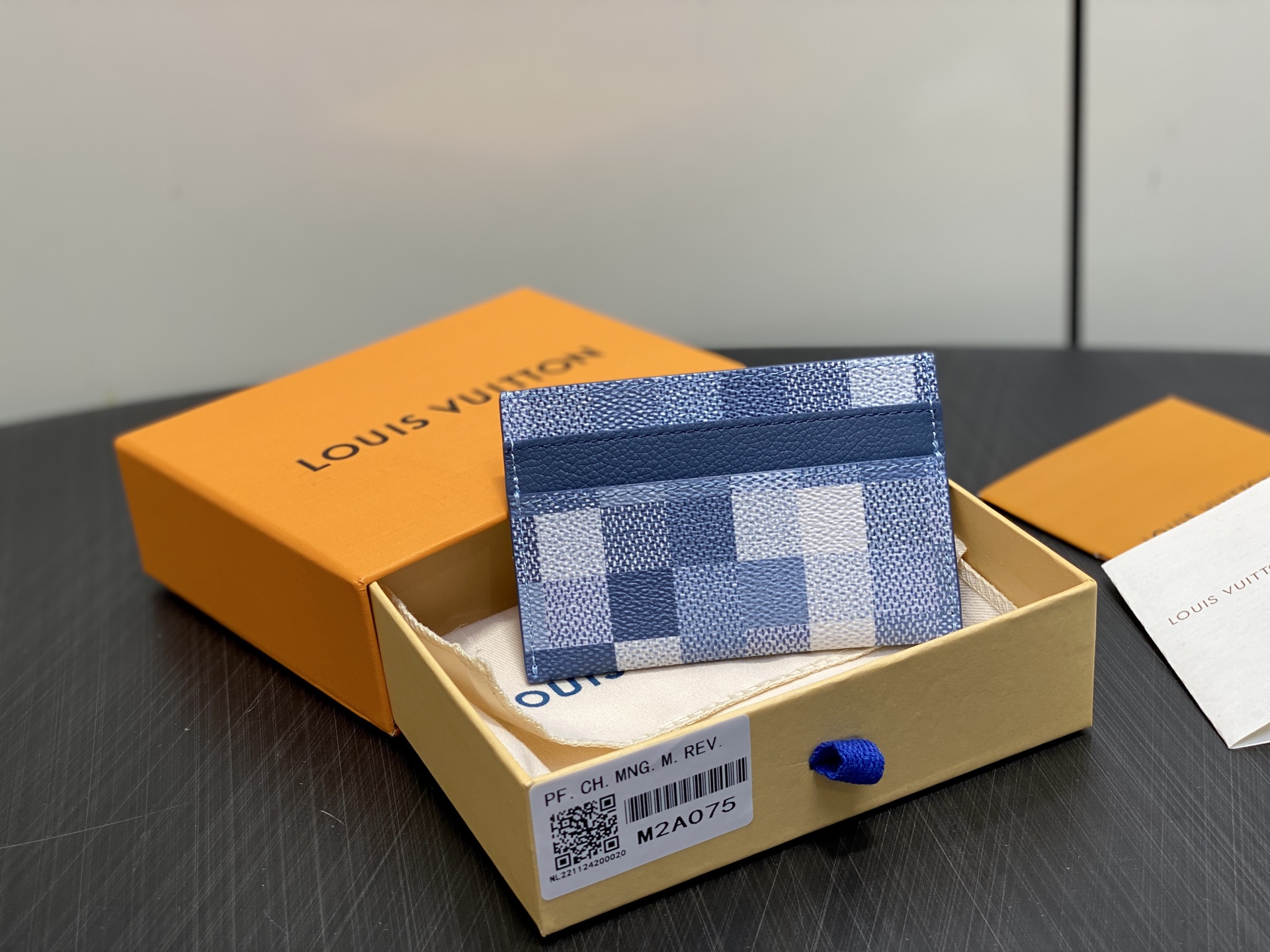 [Louis Vuitton] LV 루이비통 다모플라주 모자이크 포르트 카르트 (블루) 지갑