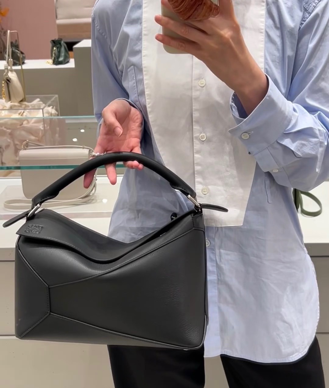 Loewe 로에베 퍼즐 미디엄 소프트 레더 백 가방