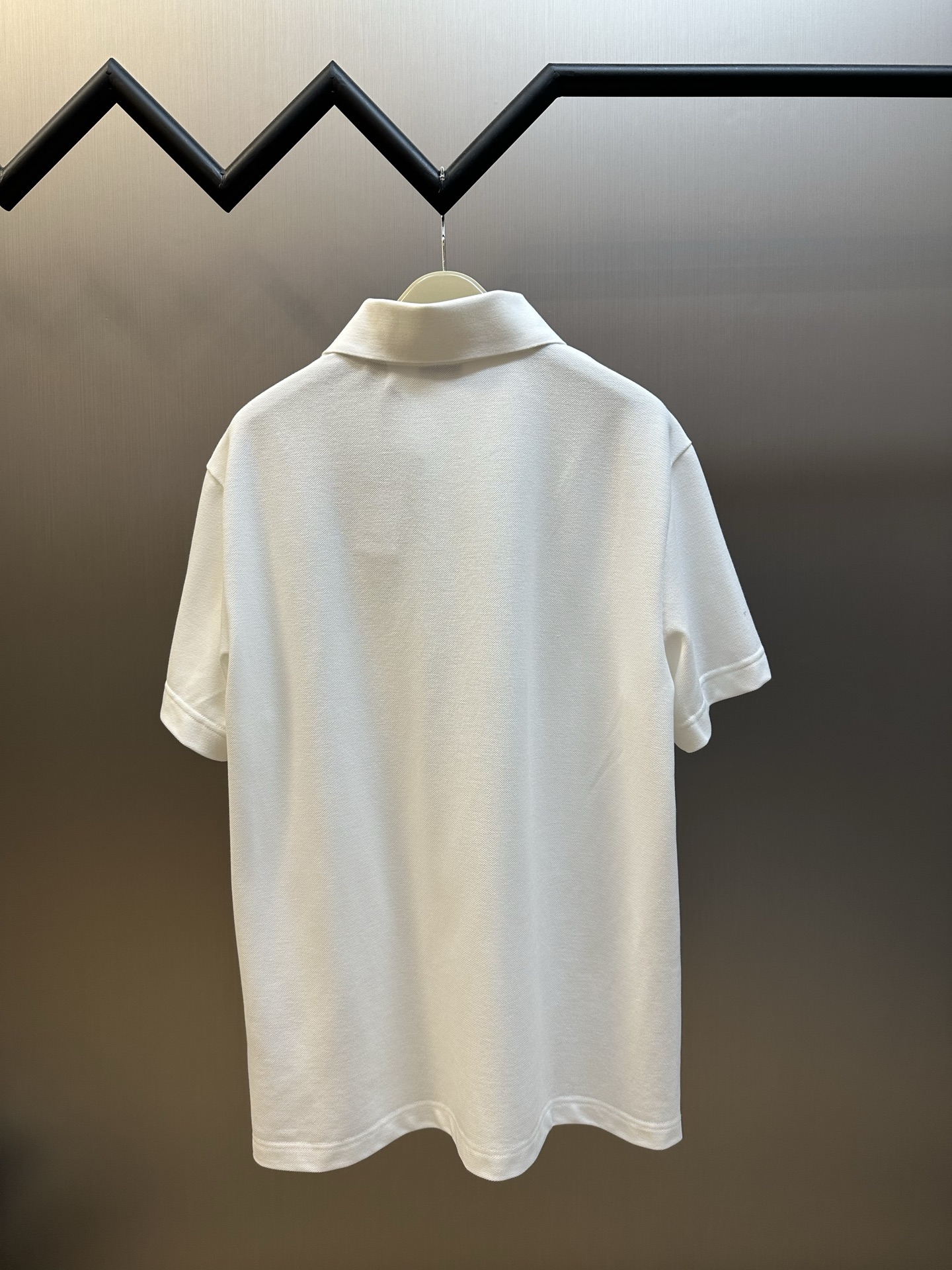 버버리(BURBERRY) 자수 패치 폴로 셔츠 의류