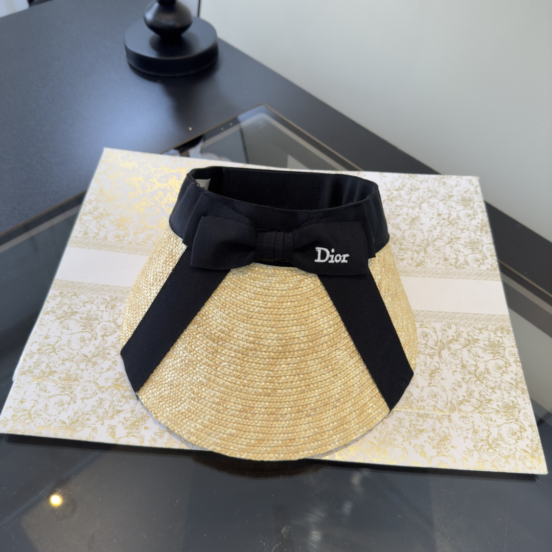 디올(DIOR) 리본 오픈탑 밀짚모자 모자