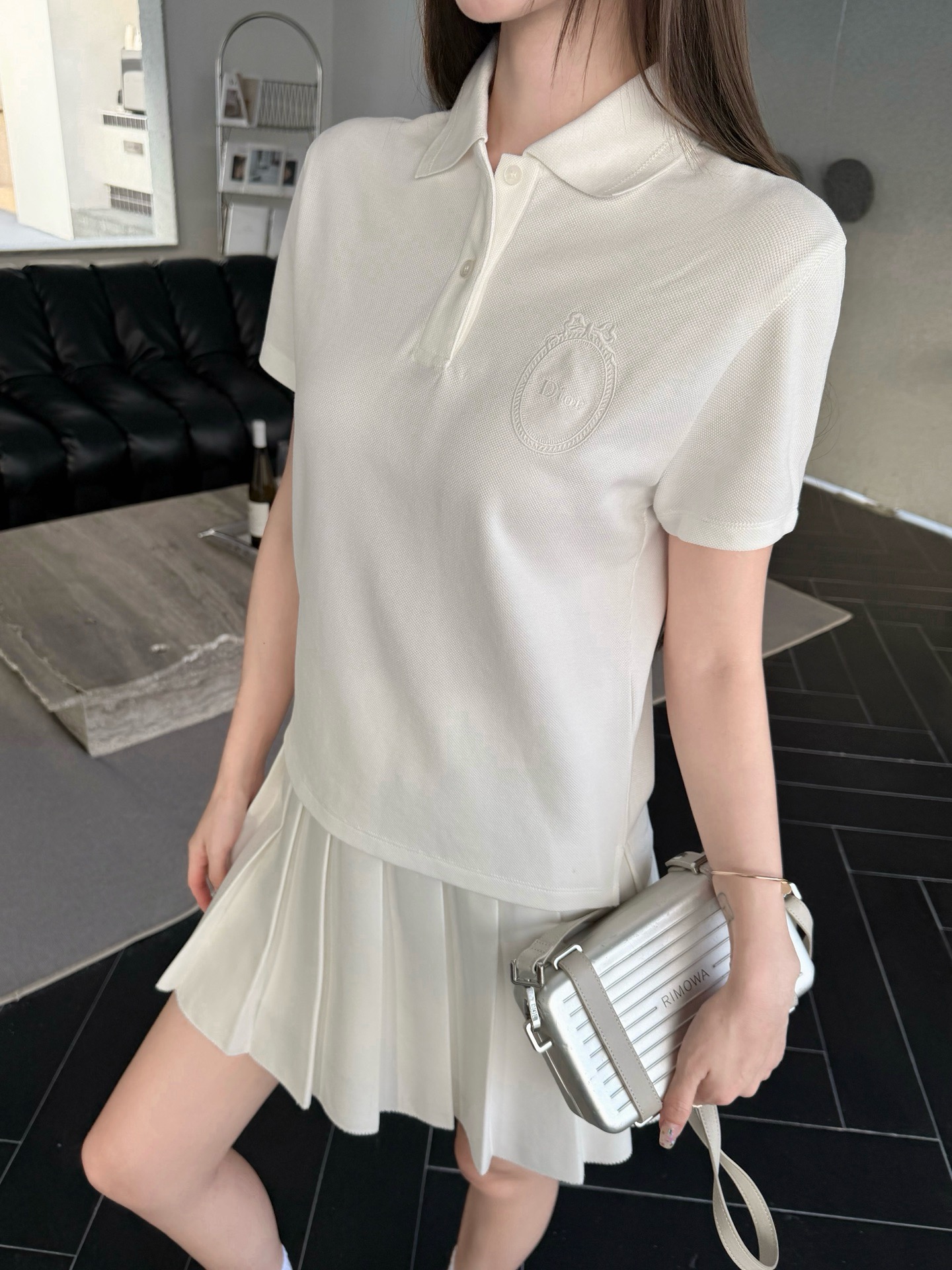 디올(DIOR) 메다이옹 자수 폴로 셔츠 상의 의류