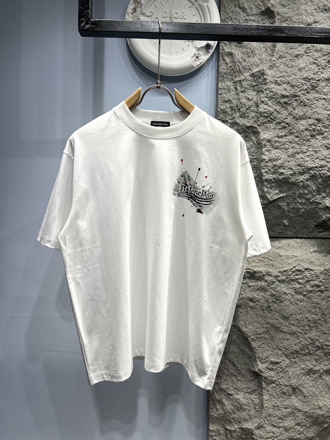 발렌시아가(BALENCIAGA) 그래피티 레터링 반팔 티셔츠 상의 의류