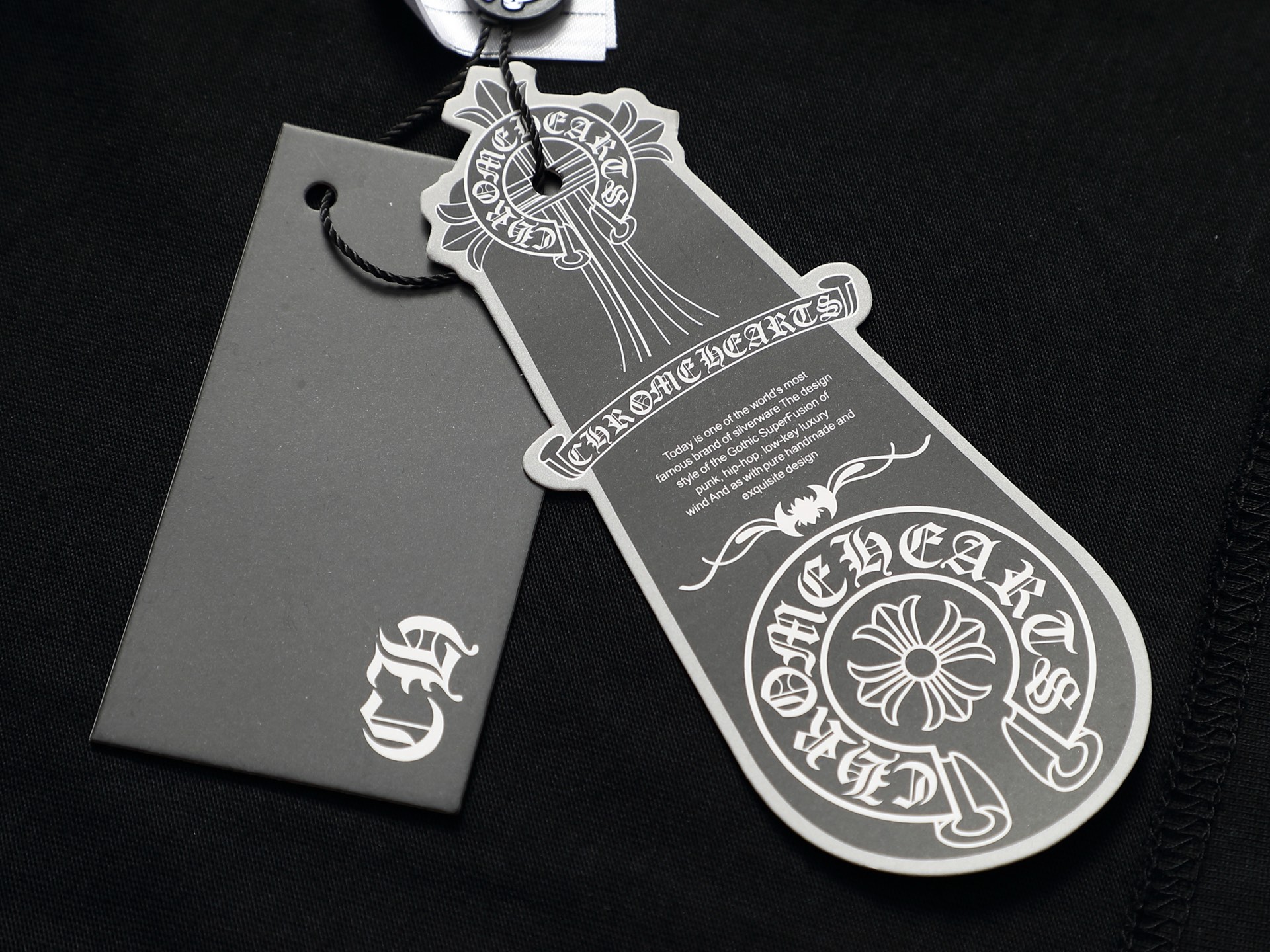 크롬하츠(CHROME HEARTS) 크로스 패치 자수 반팔 티셔츠 상의 의류