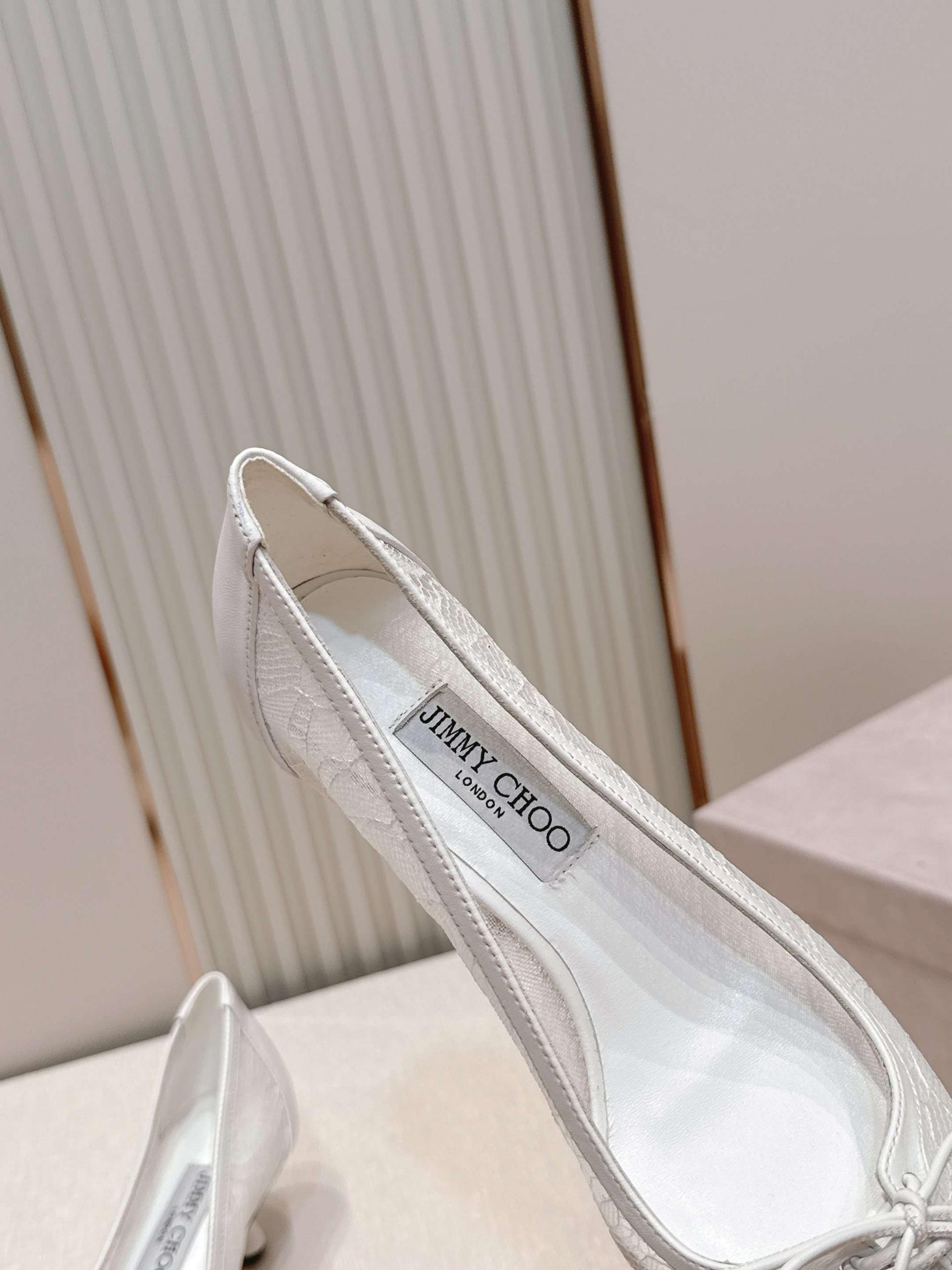 지미추(Jimmy Choo) 레이스업 레이스 포인티드토 펌프스 신발
