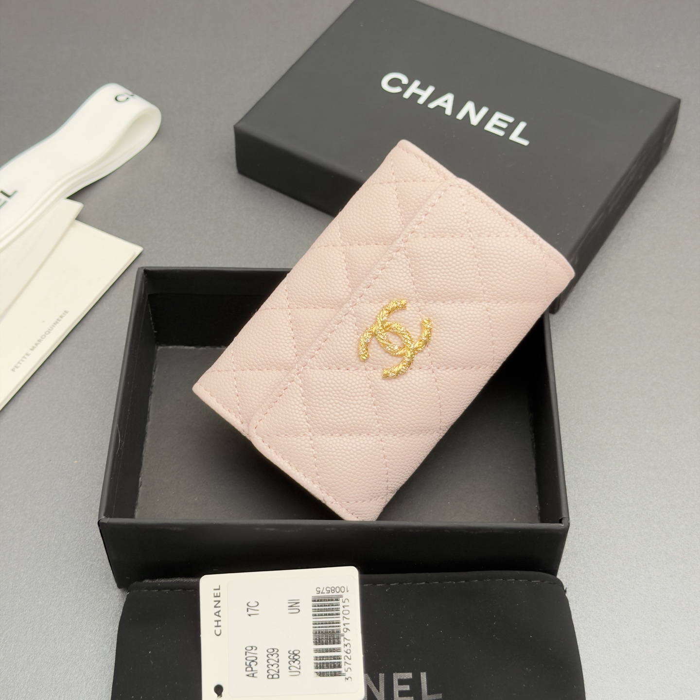 [Chanel] 샤넬 26SS 캐비어 멀티 젬스톤 카드 홀더 지갑