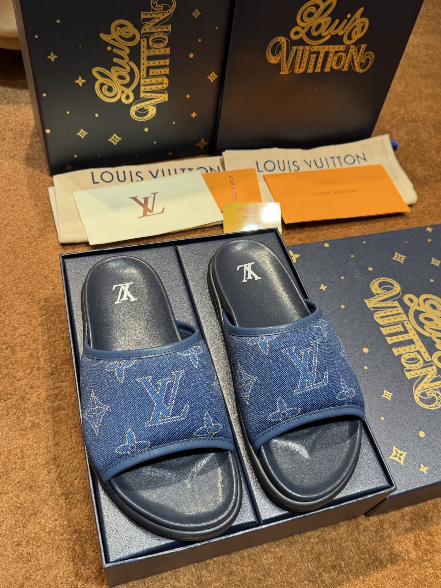 [Louis Vuitton] LV 루이비통 Waterfront 워터프론트 모노그램 모던 슬리퍼 신발