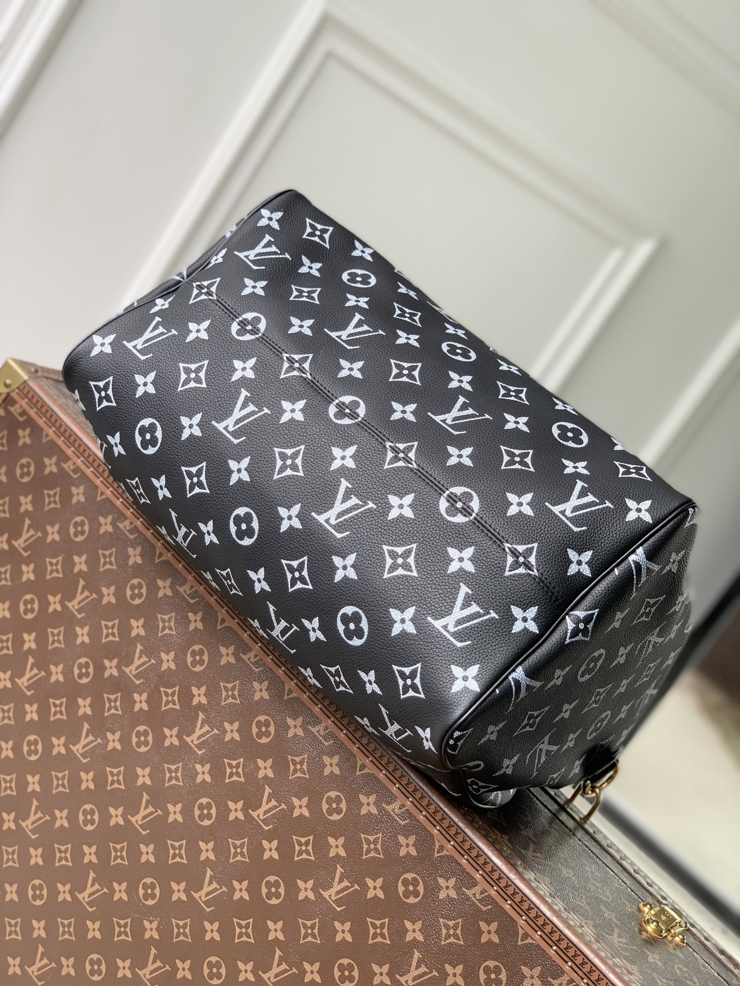 LOUIS VUITTON LV M24417 루이비통 스피디 P9 반둘리에 40 모노그램 레더 핸드백 가방
