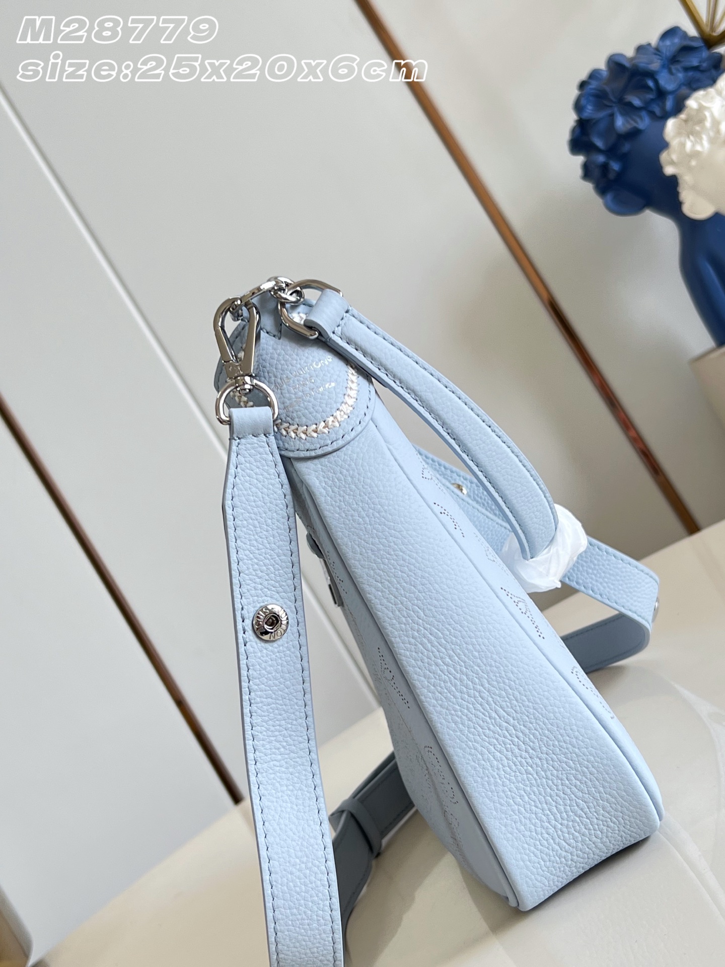 [Louis Vuitton] LV 루이비통 올 어라운드(All Around) 스몰 플랩백 가방