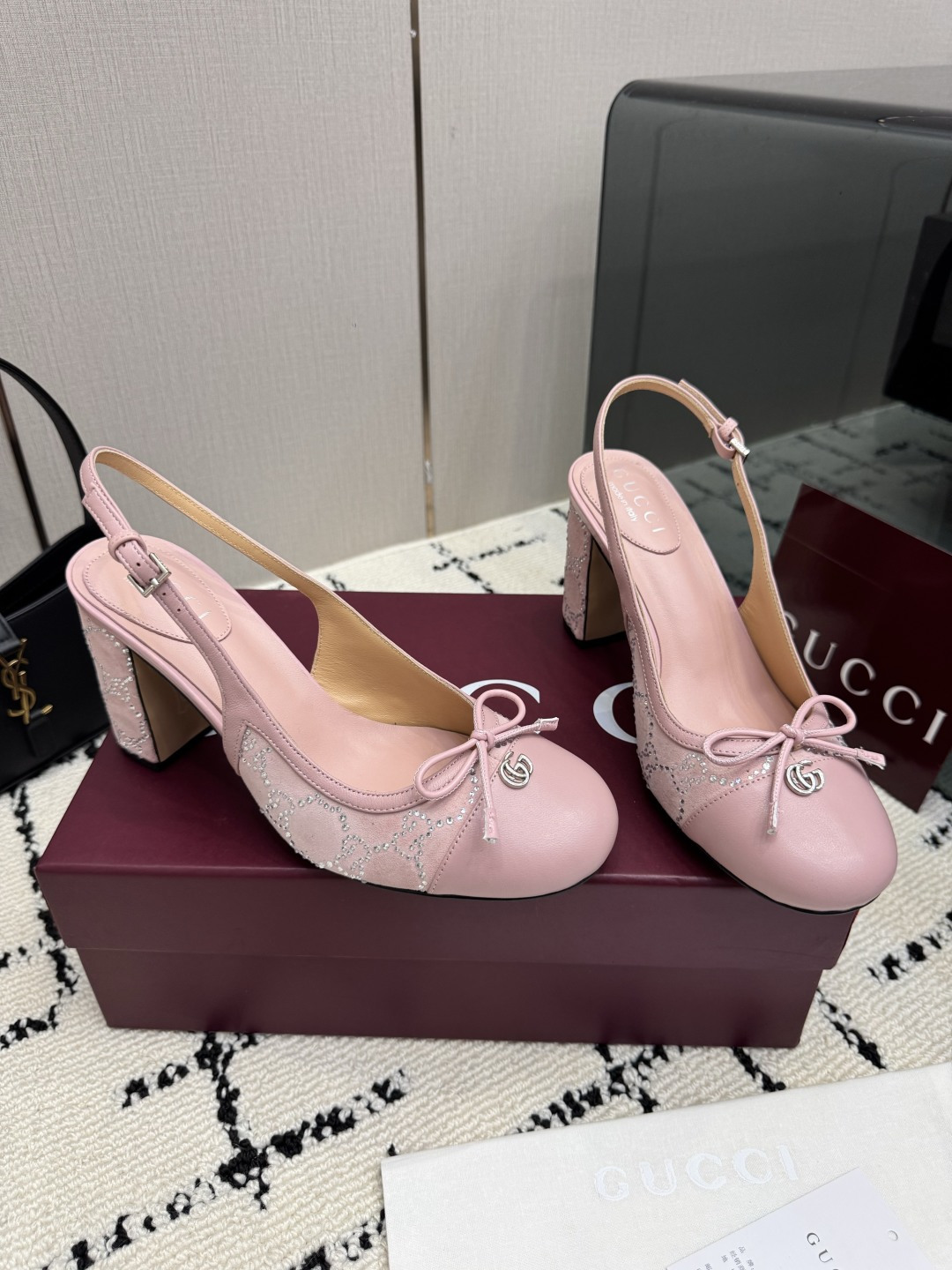 구찌(GUCCI) 홀스빗 발레리나 펌프스 신발