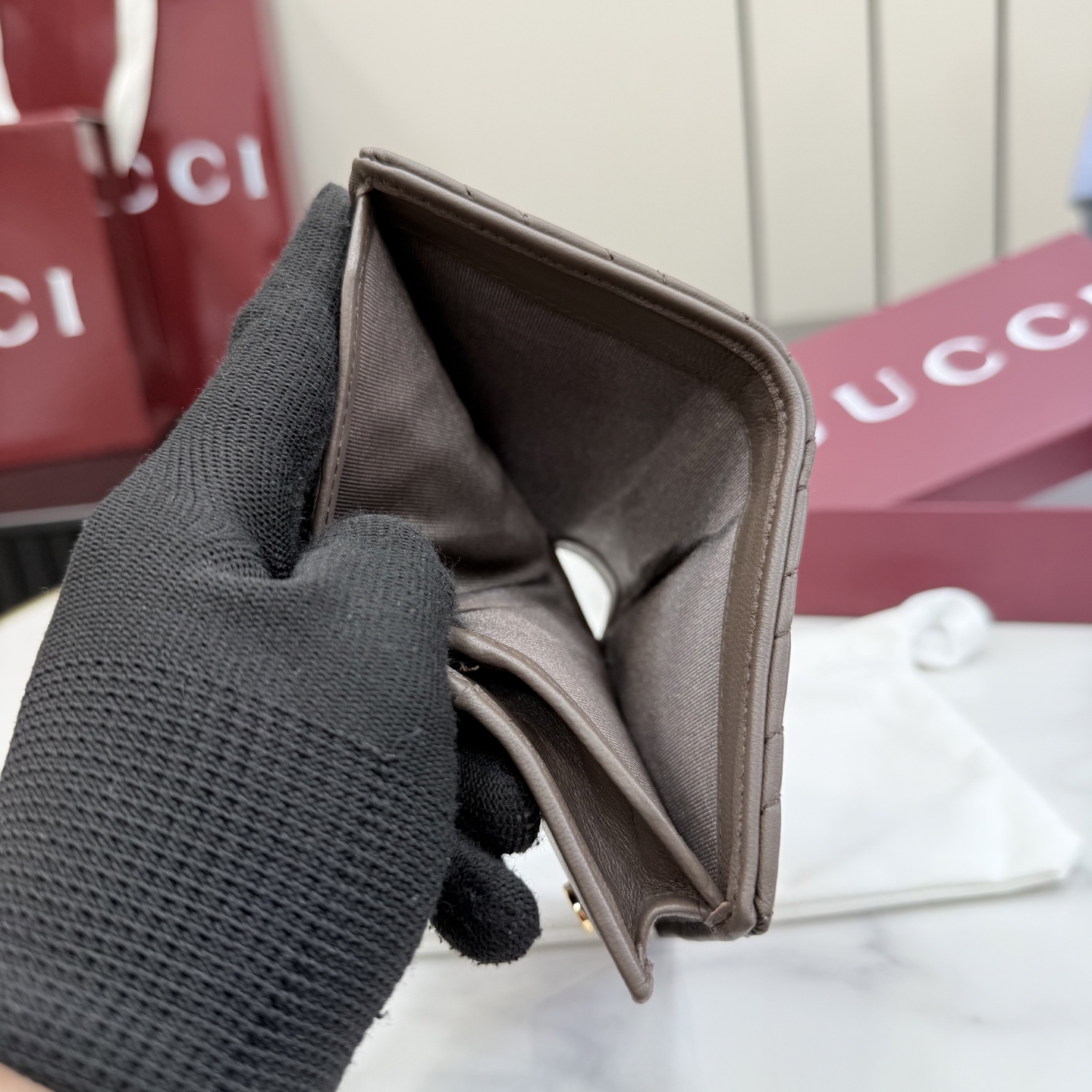 GUCCI 구찌 2026 SS GG 마몽(GG Marmont) 컬렉션 - 마틀라세 미니 지갑