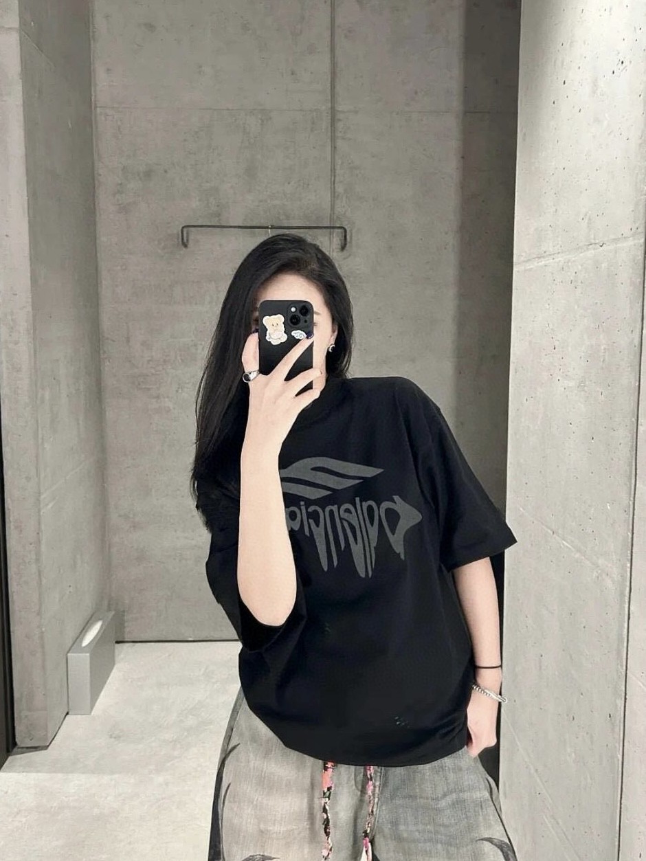 발렌시아가(BALENCIAGA) 멜팅 프린트 티셔츠 상의 의류