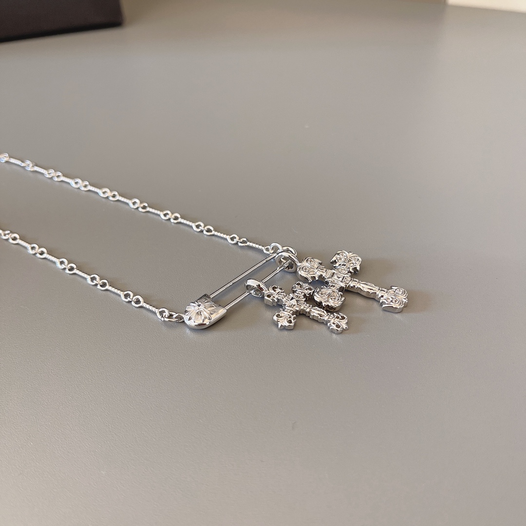 크롬하츠(CHROME HEARTS) 크로스 펜던트 체인 목걸이 악세사리