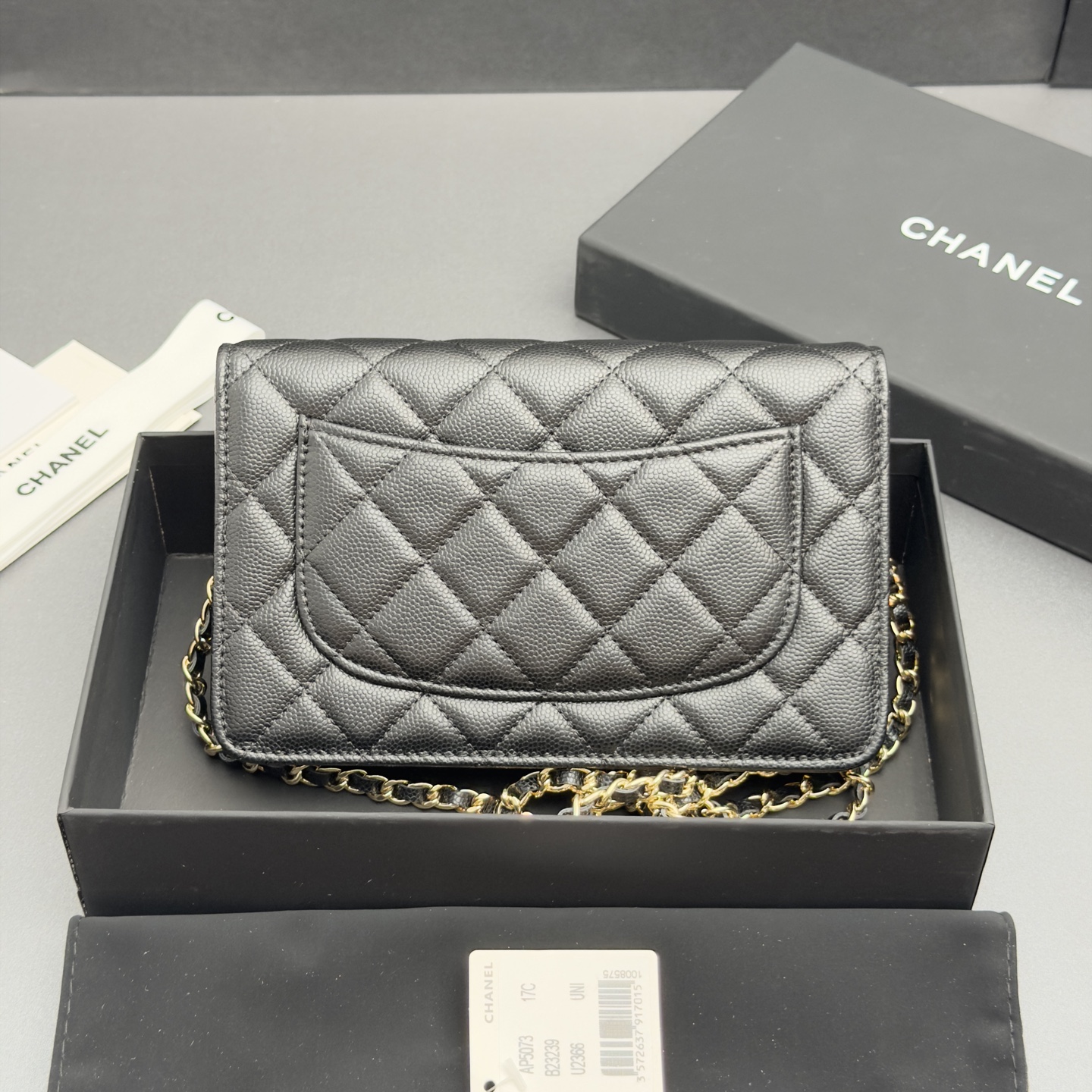 [Chanel] 샤넬 26SS 캐비어 멀티 젬스톤 체인 아코디언 플랩백 (WOC) 가방
