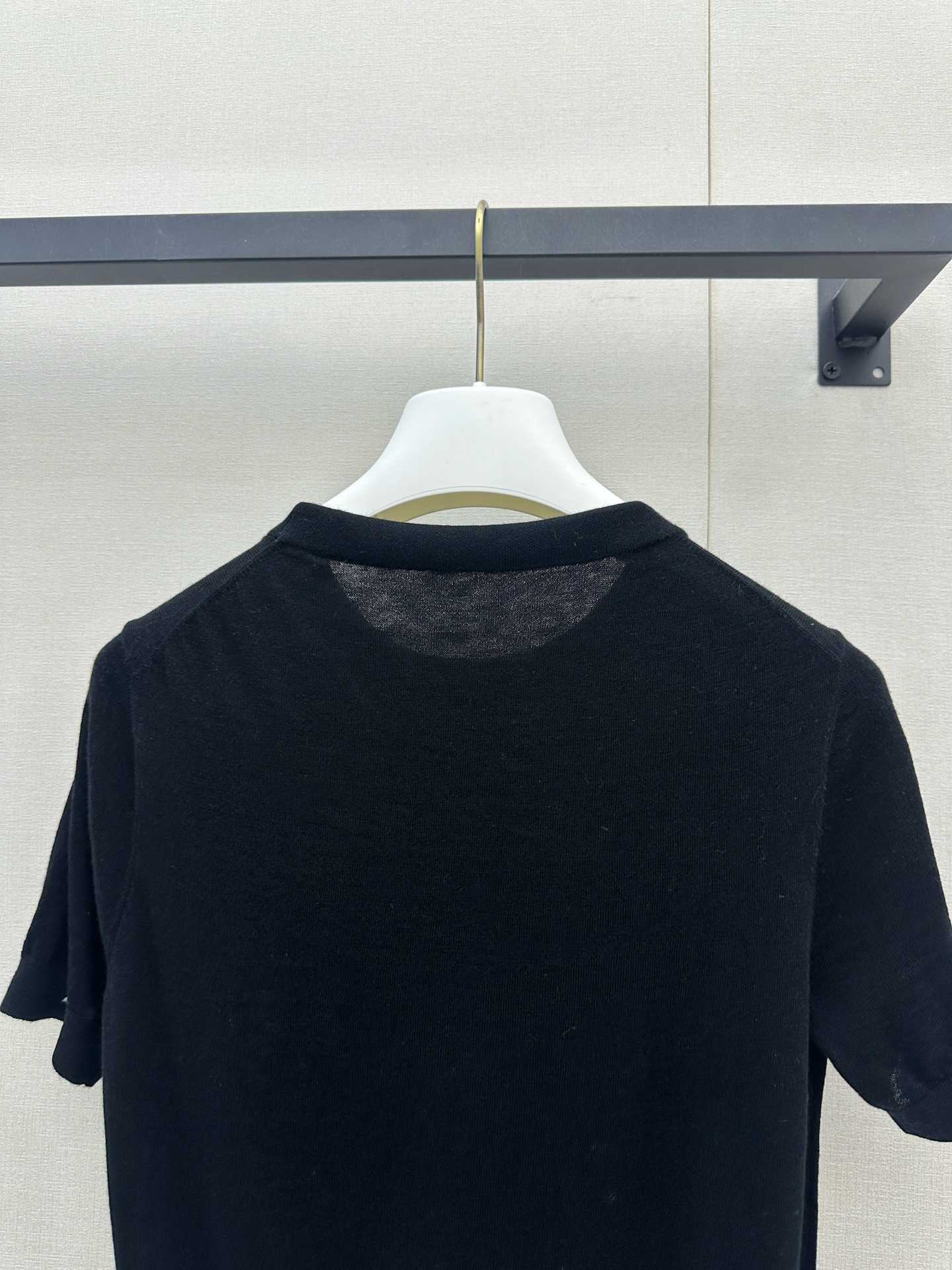로에베(LOEWE) 로고 자수 니트 반팔