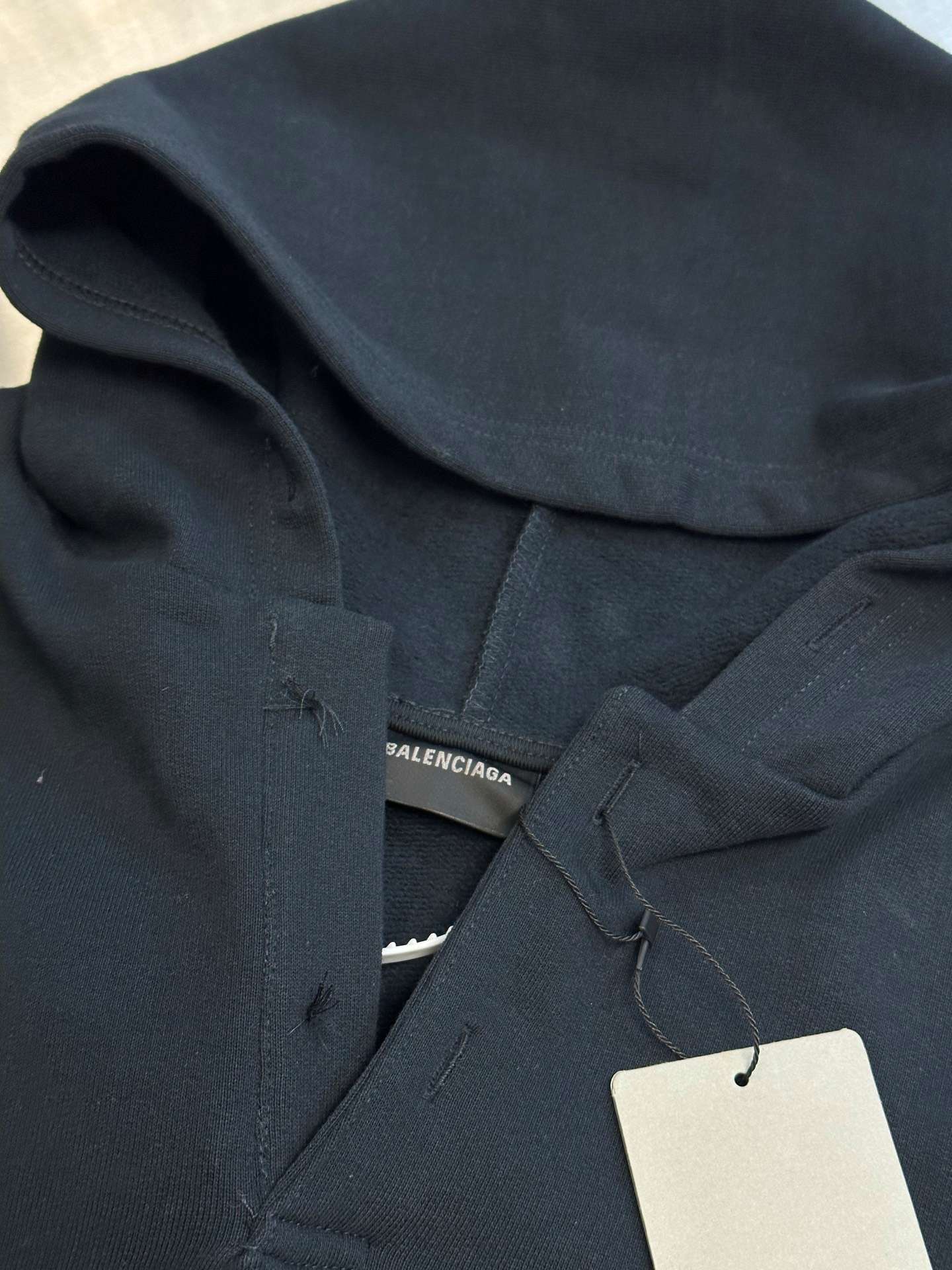 발렌시아가(BALENCIAGA) 로고 자수 오버핏 후드 상의 의류