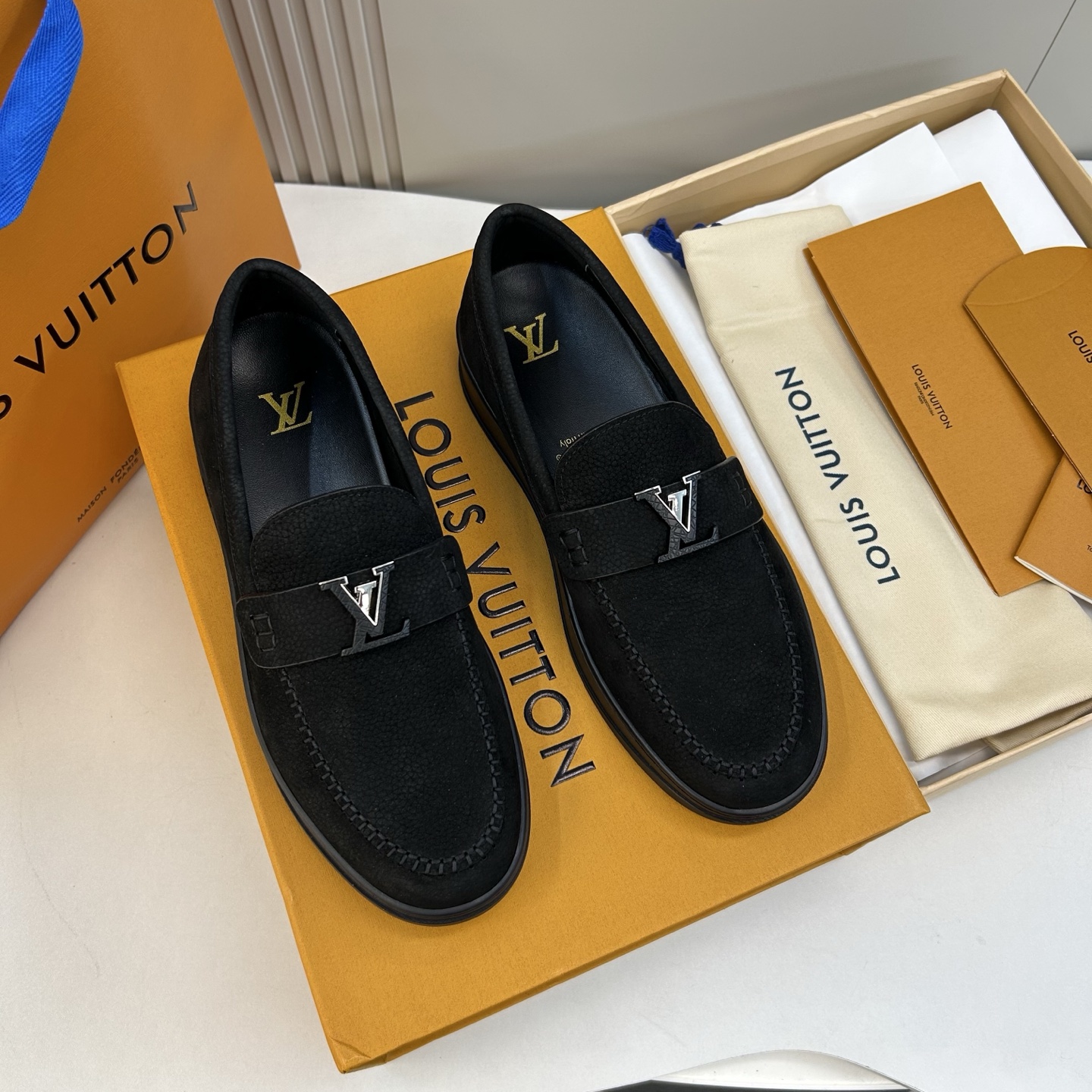 LV 루이비통 프리미엄 레더 로퍼 구두 신발