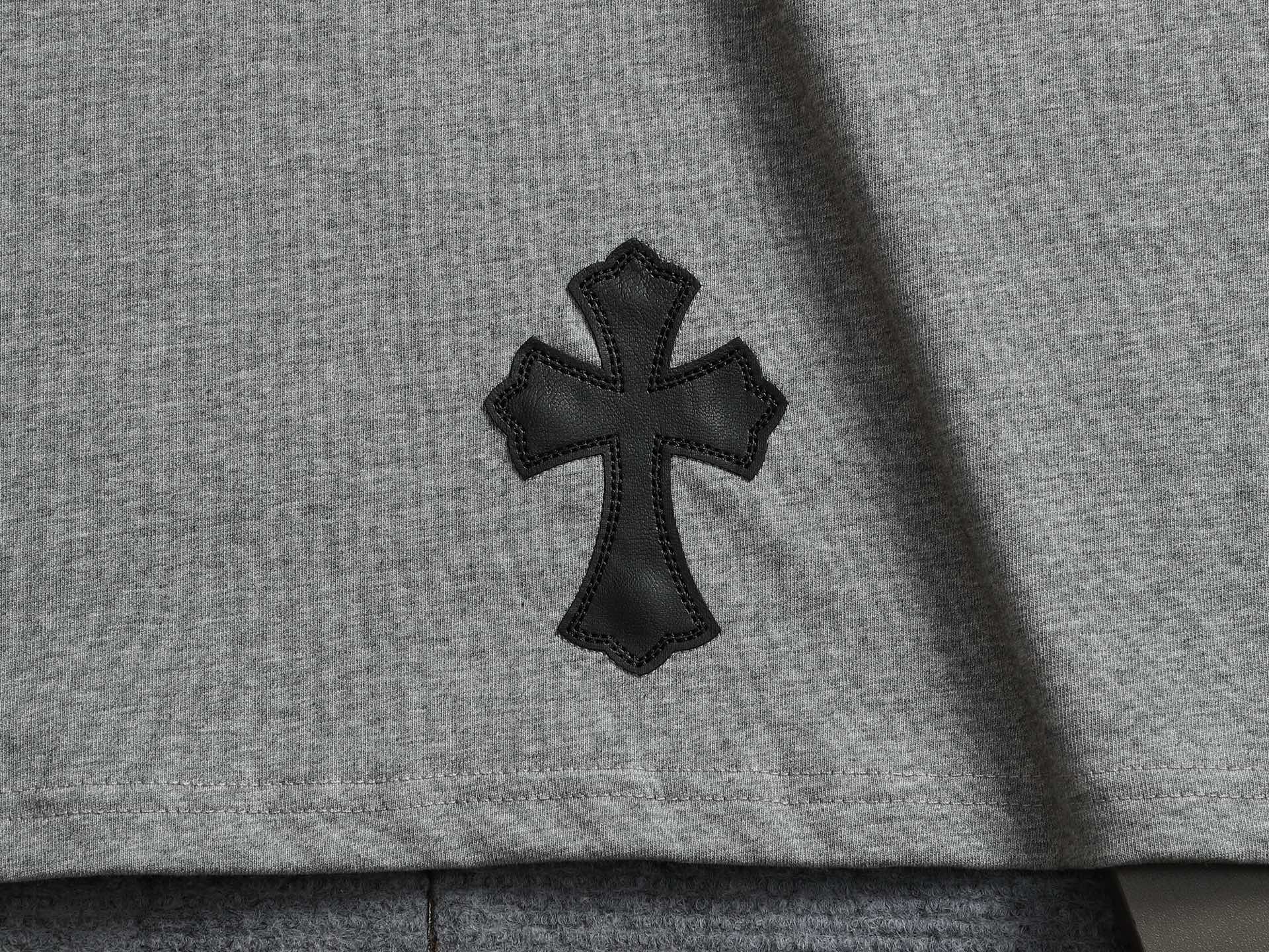 크롬하츠(CHROME HEARTS) 포켓 자수 워싱 반팔 티셔츠 상의 의류