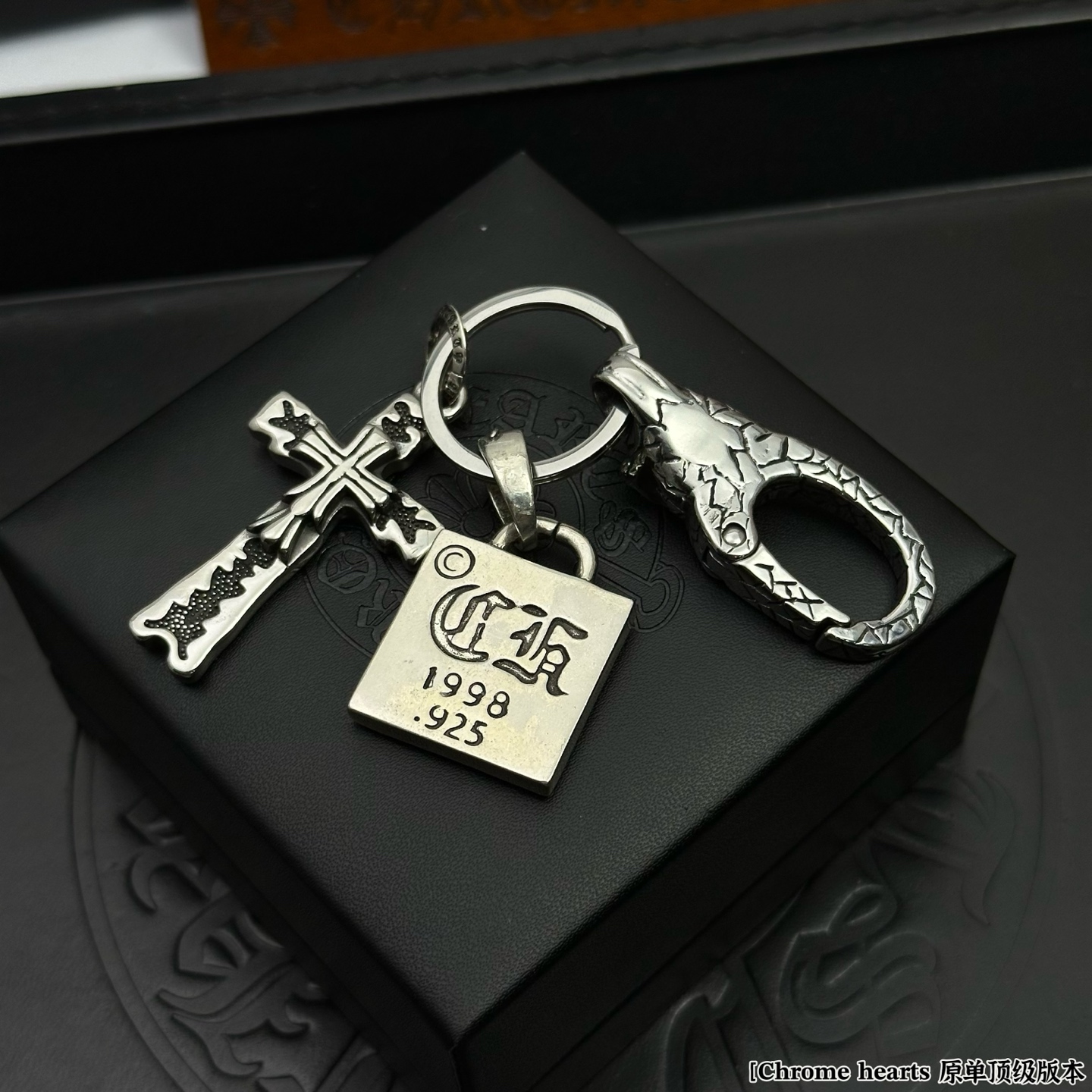 크롬하츠(CHROME HEARTS) 실버 키링 백참 악세사리